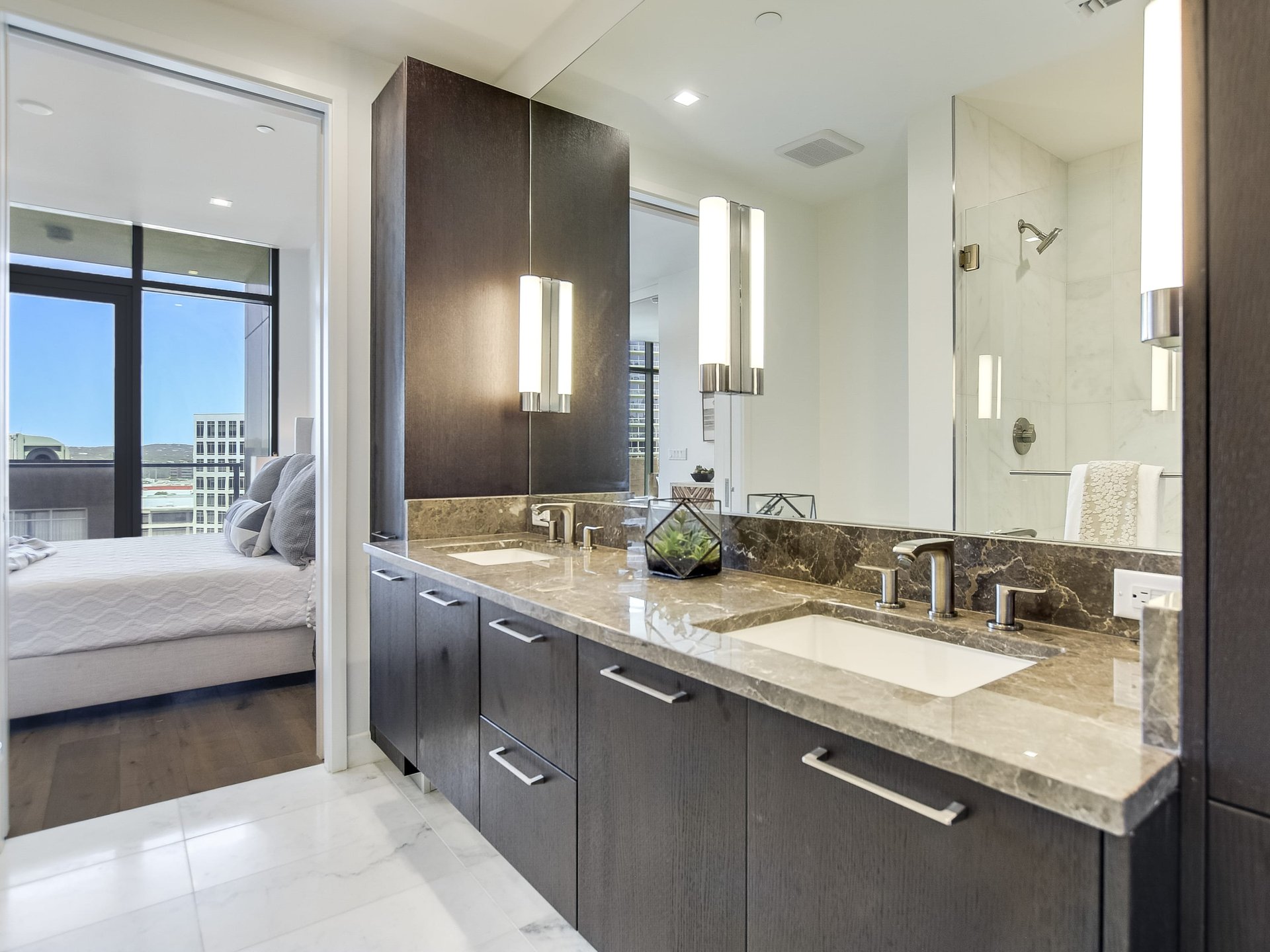 Fifth & West, #1602