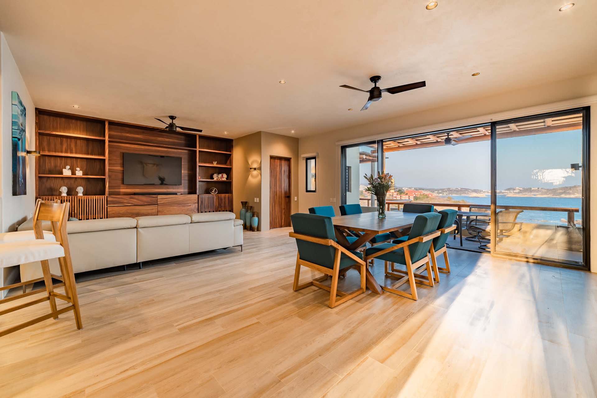 2 bedroom, Condo, Amanecer Penthouse 