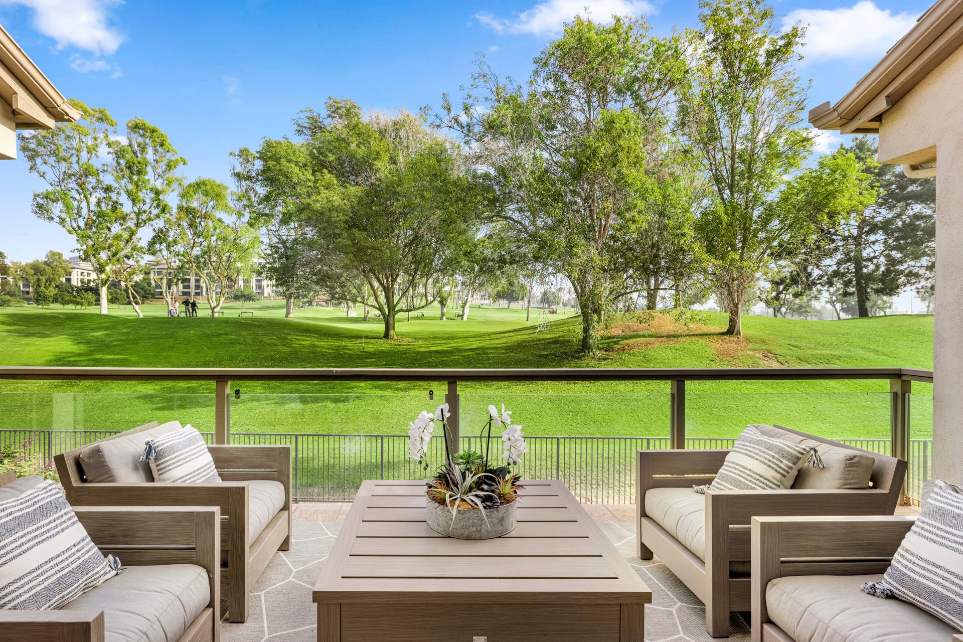 90 Ocean Vista