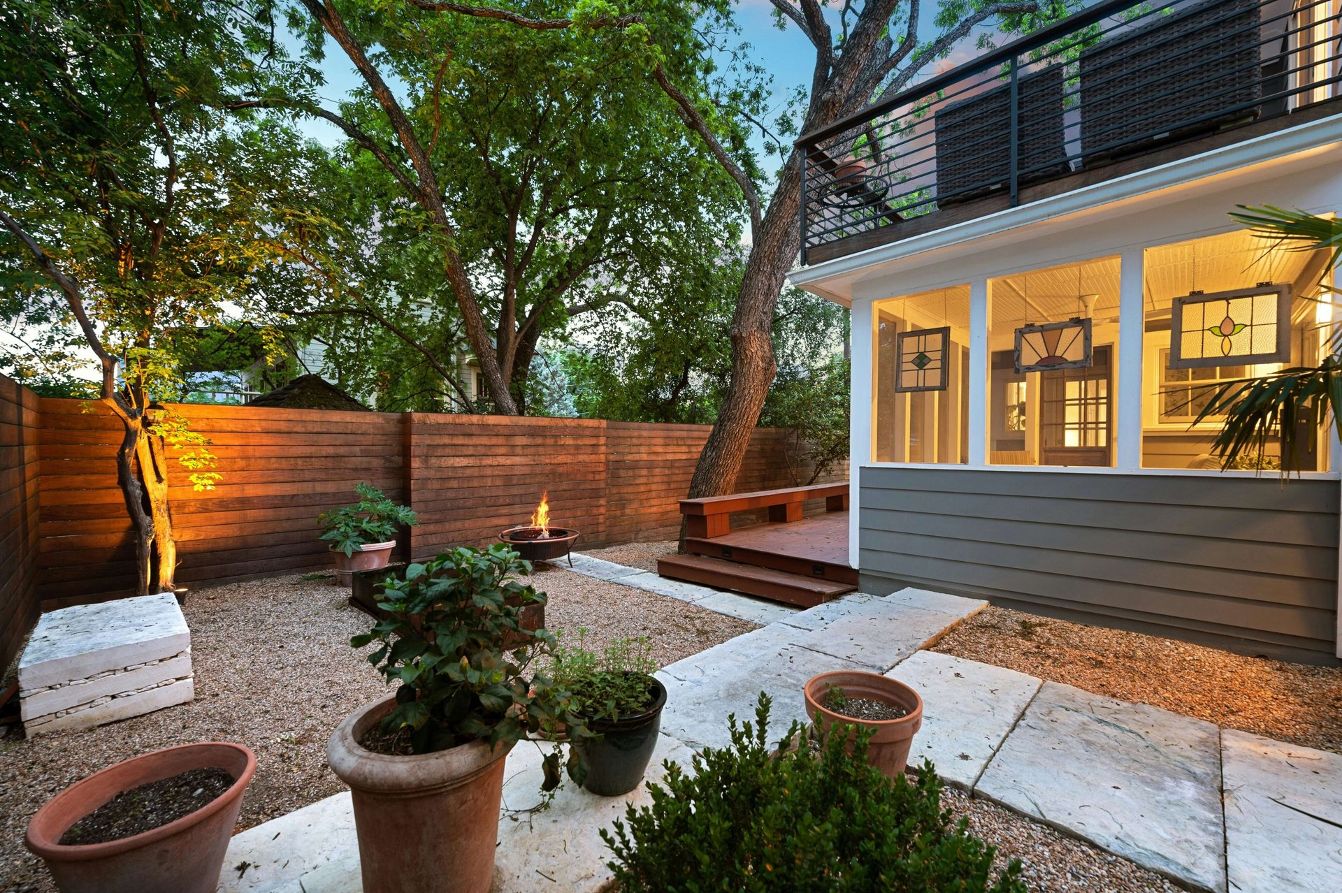 1409 W 9th Street 