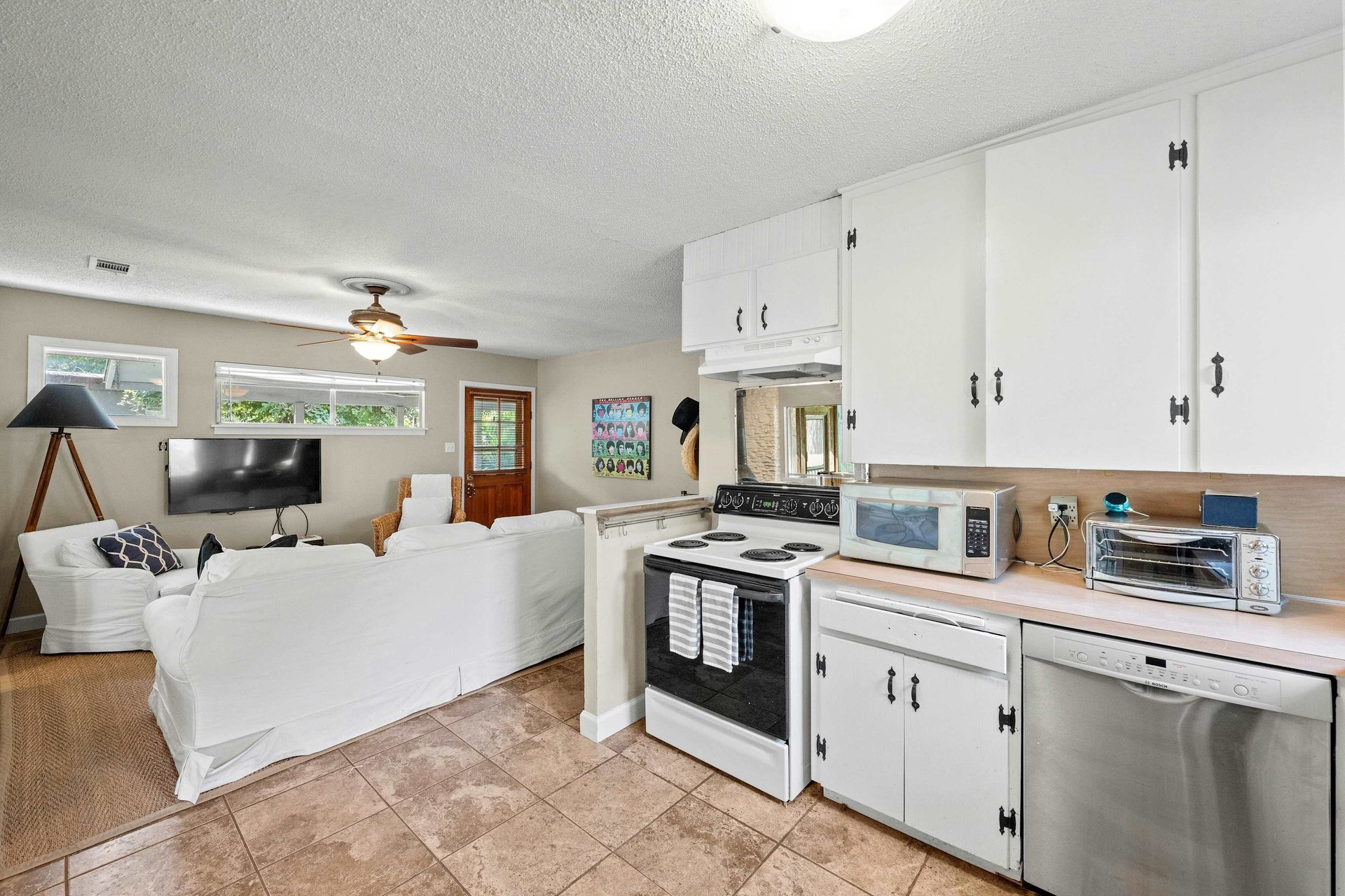 4100 Sandy Acre Lane