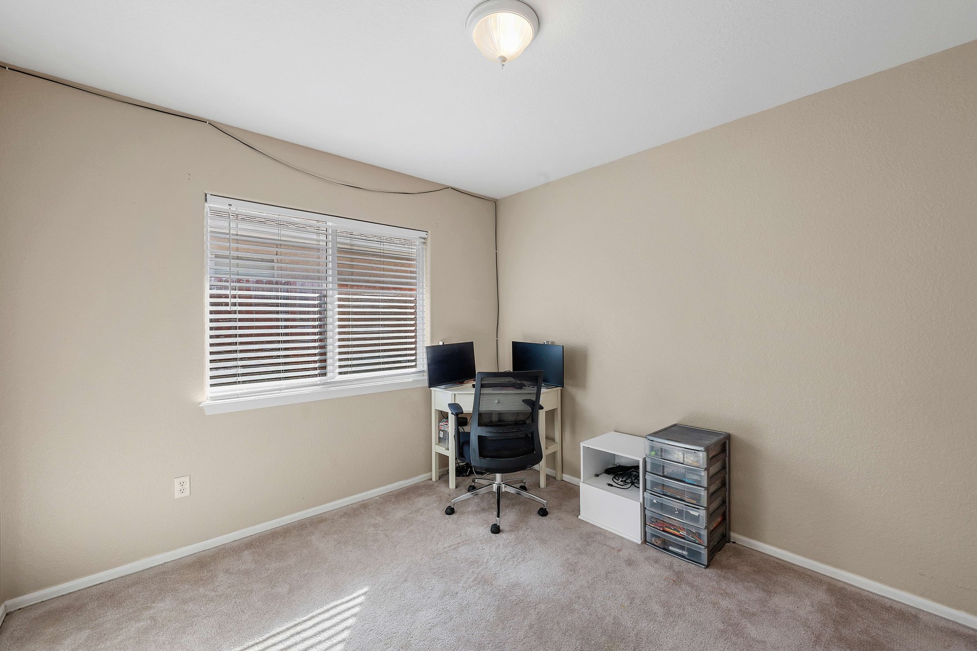 5040 Sage ST, Pueblo, CO 81005