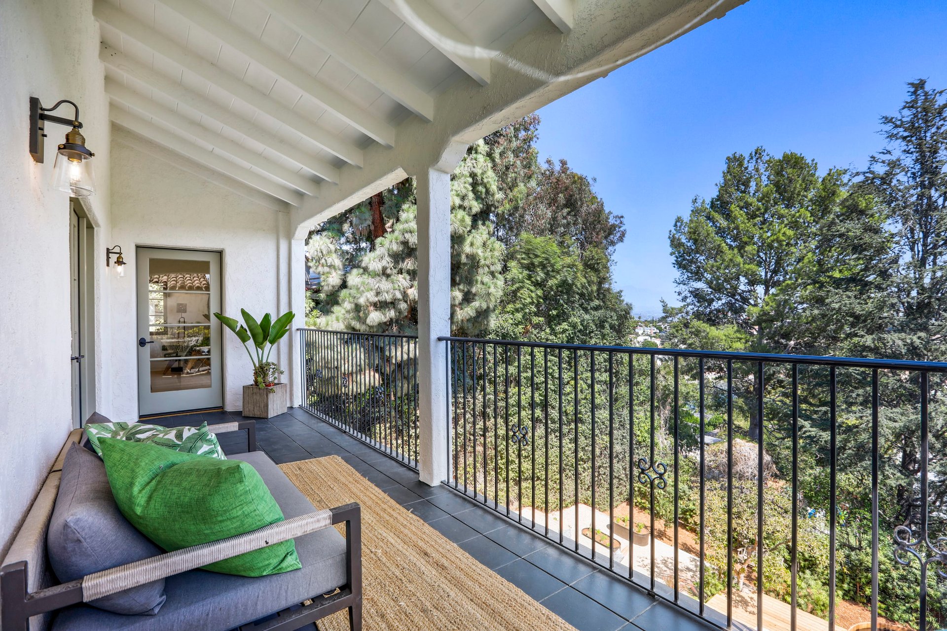  2314 Moreno Dr