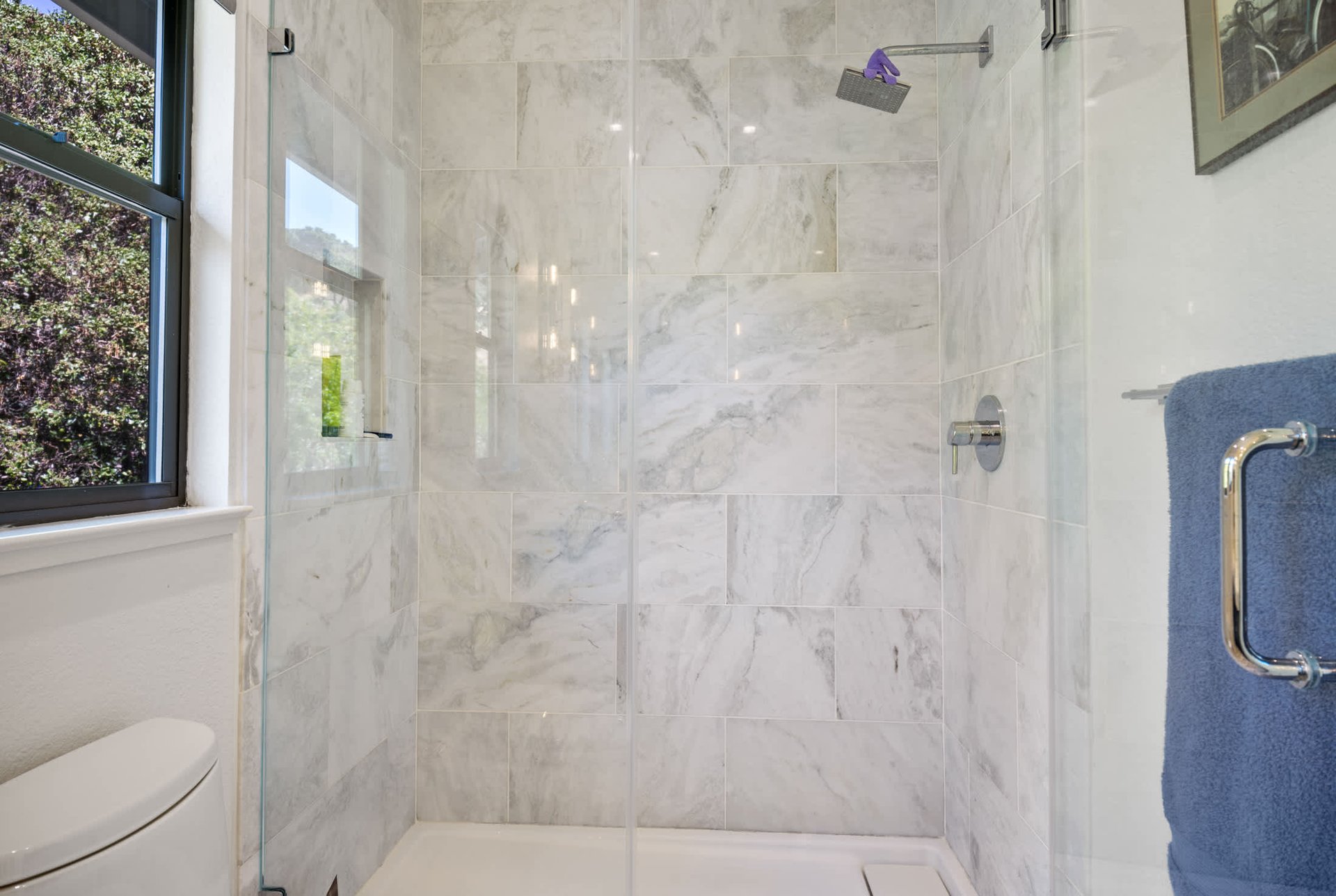 Stylish & Updated in Partridge Knolls