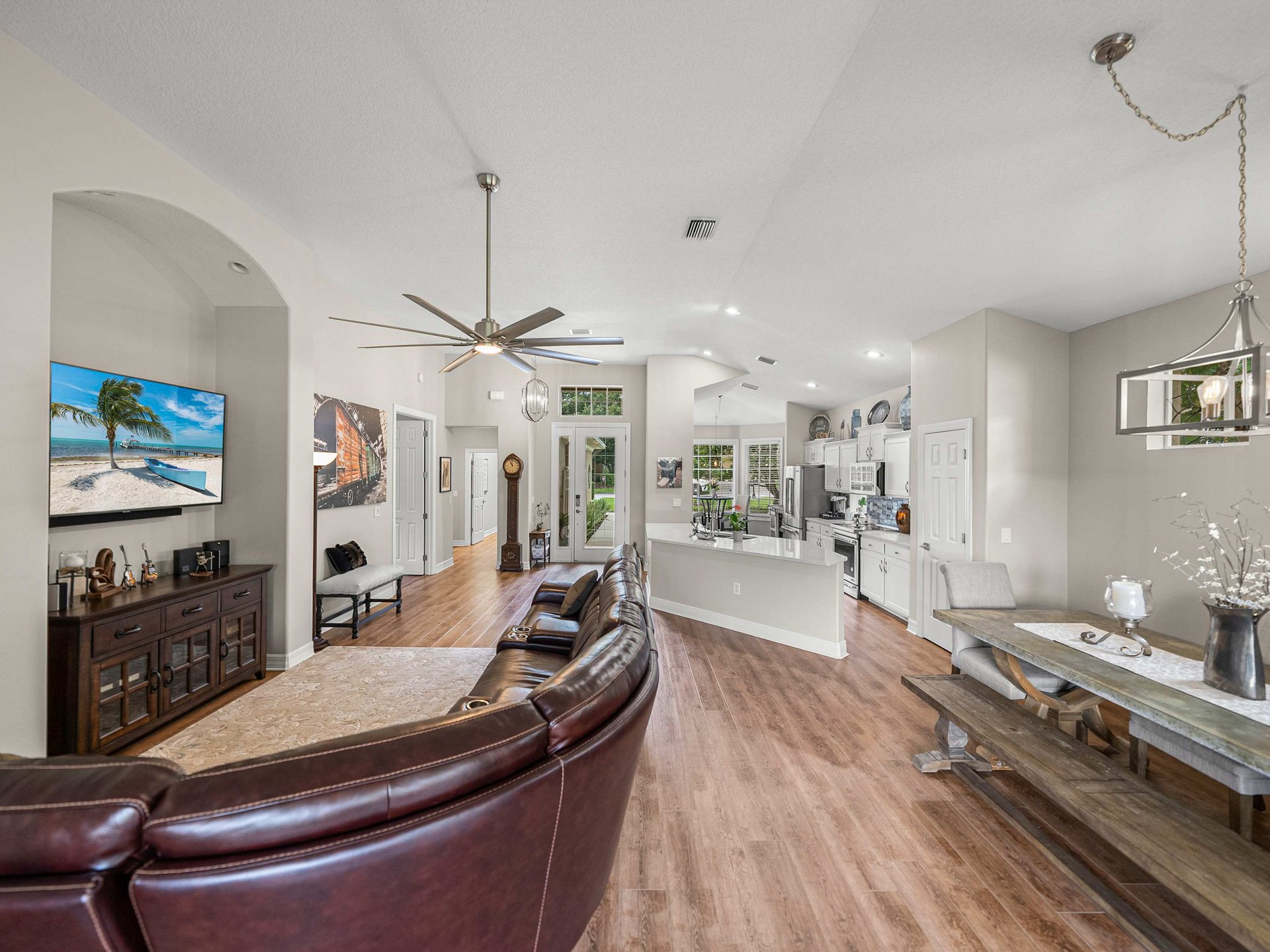 13130 PALMILLA CIR