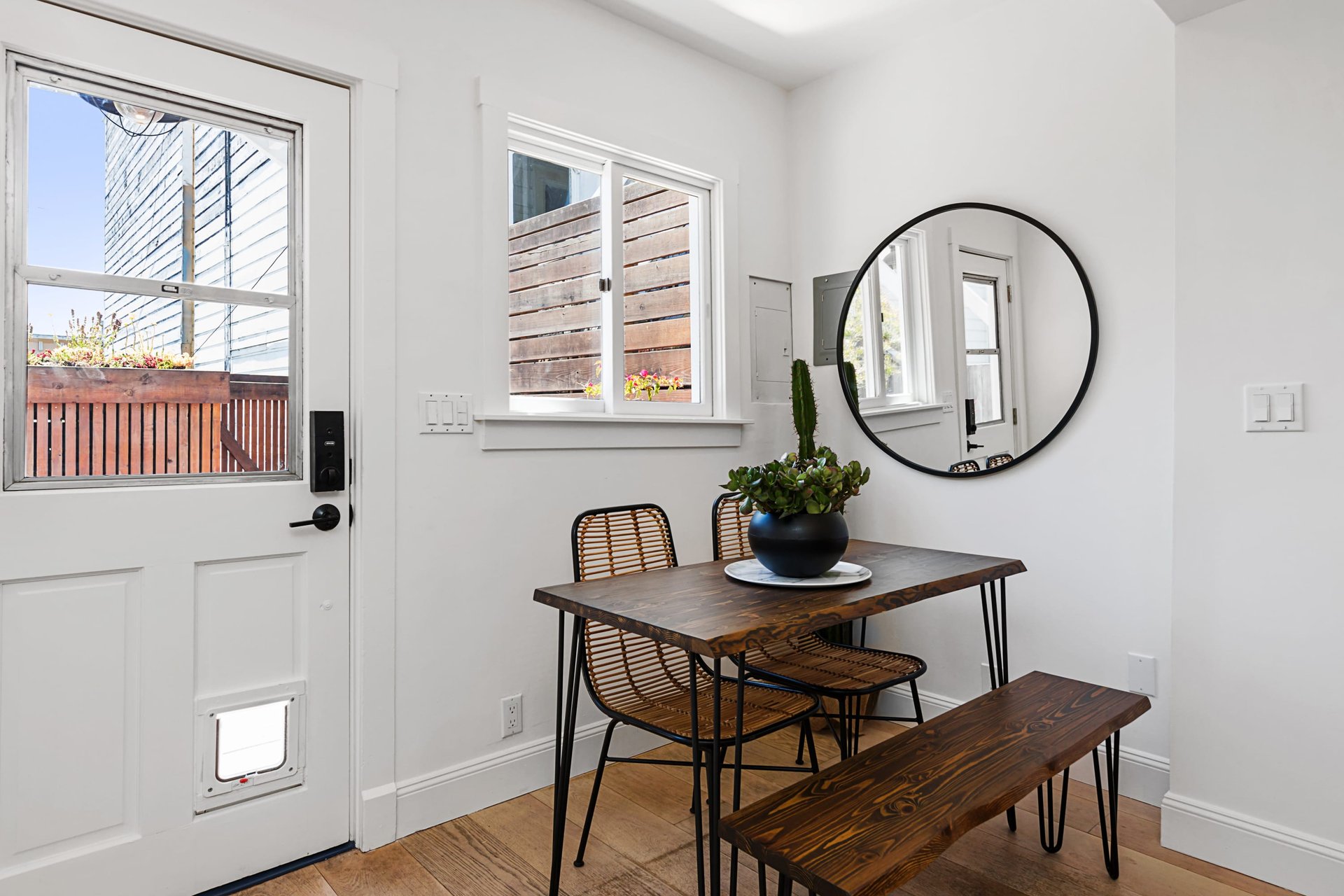  Chic House-like Condo on Potrero Hill 