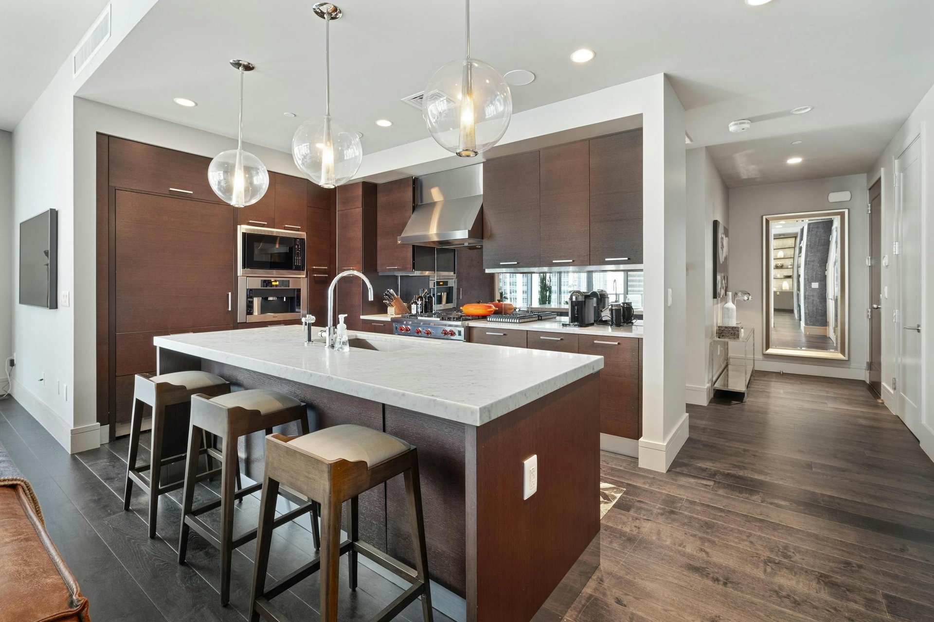 200 Congress Ave #15D 