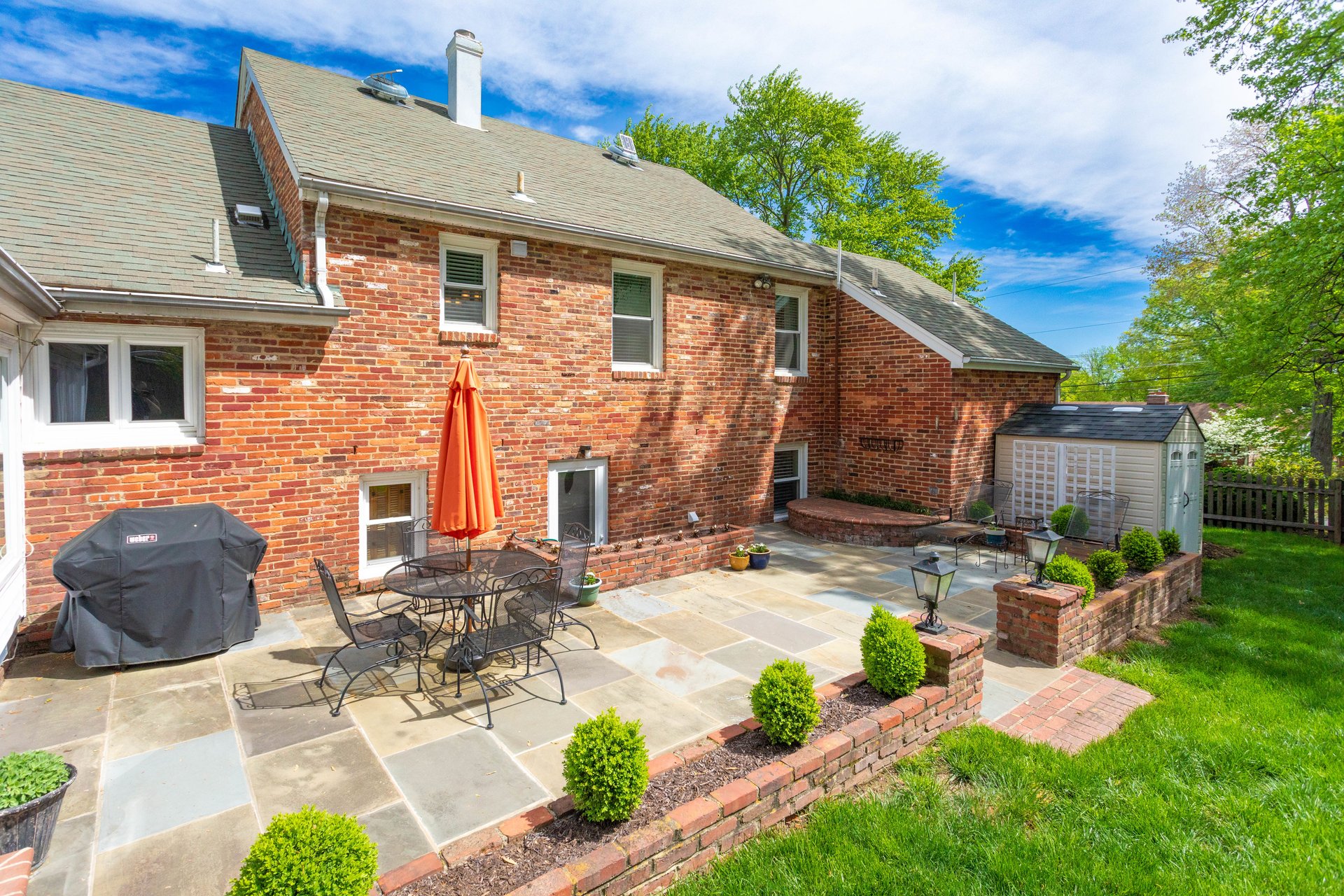 1501 Middlebury Dr