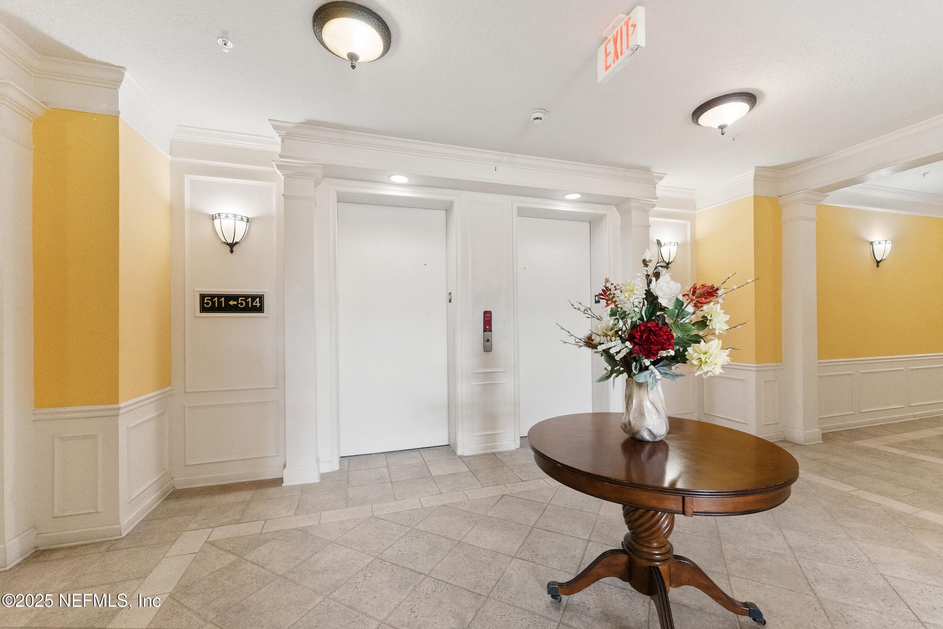 192 ORCHARD PASS Avenue 536- CORNER UNIT