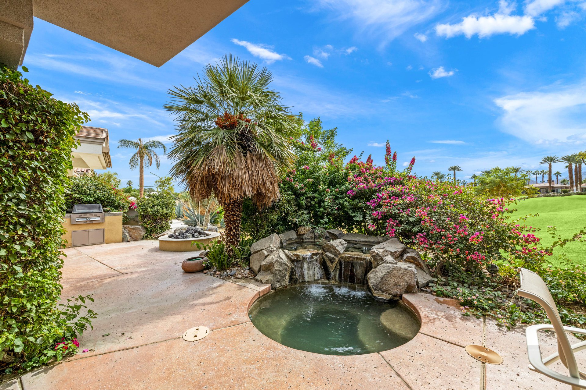 448 White Horse Trail 