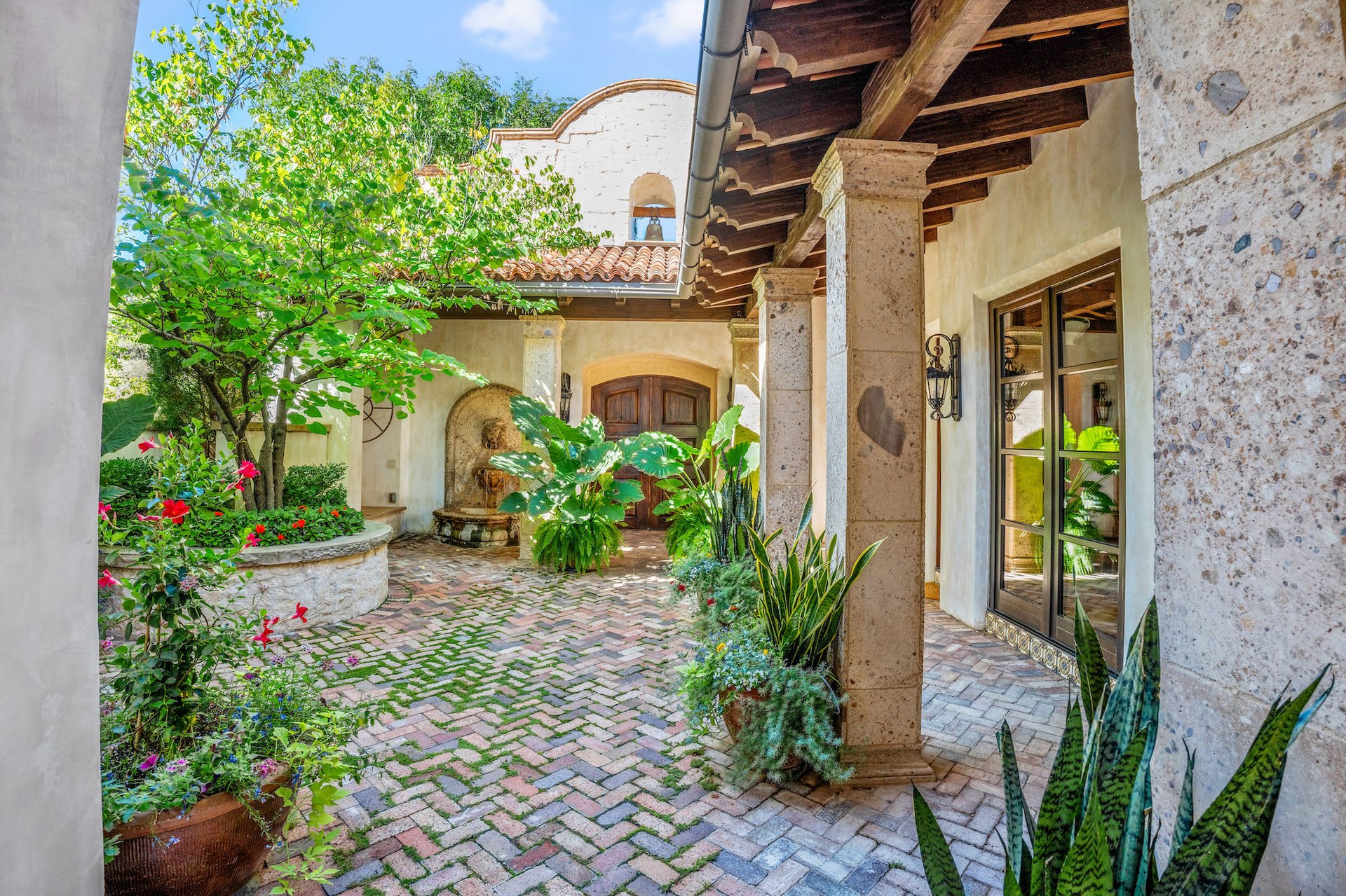 7944 Dante Drive