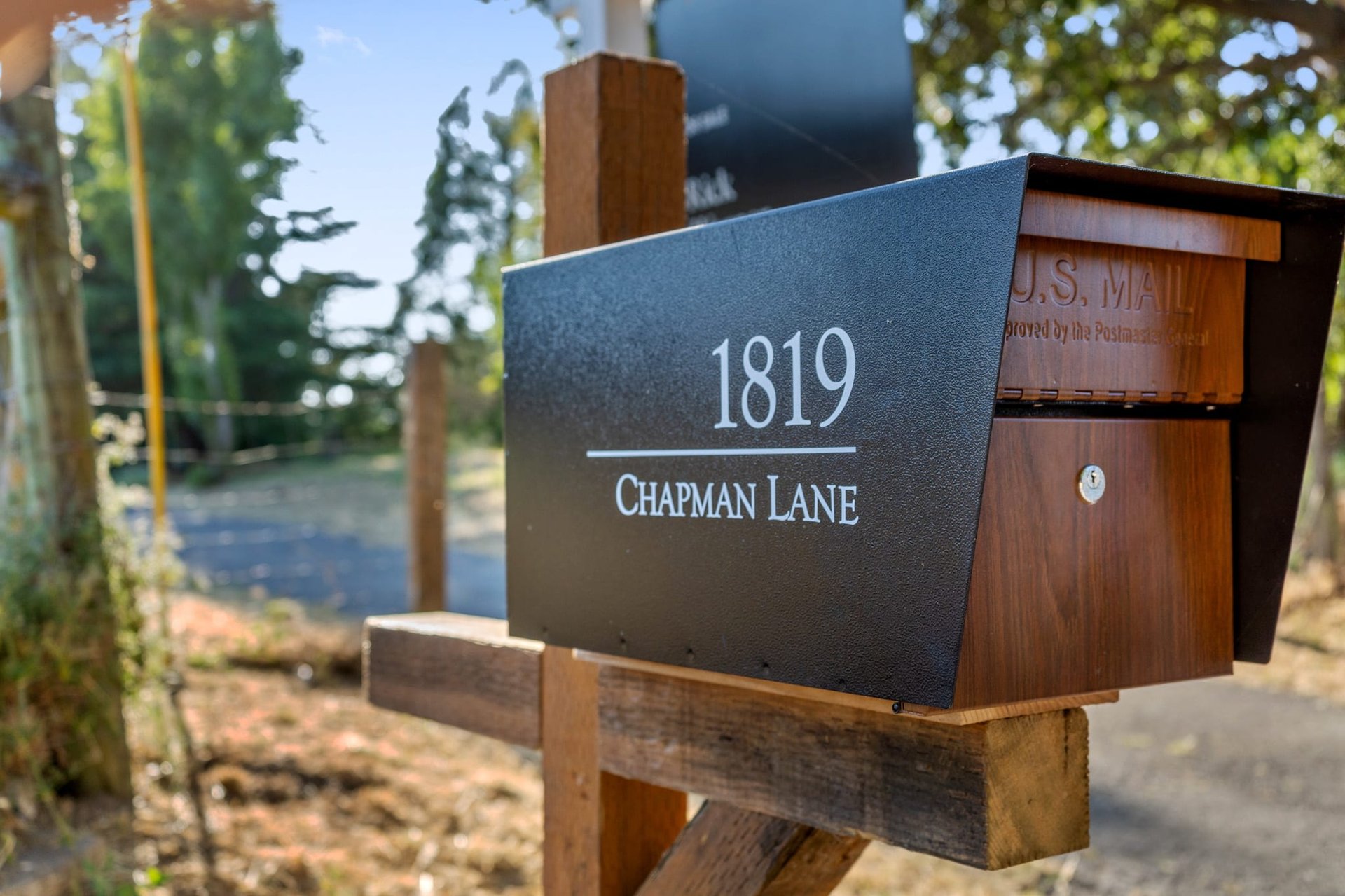 1819 Chapman Ln