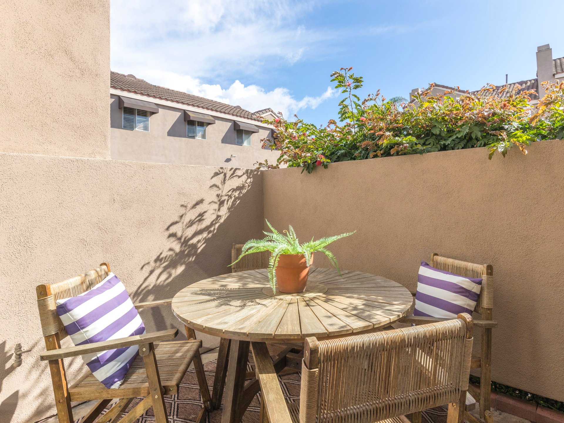 1345 E Grand Avenue Unit: D