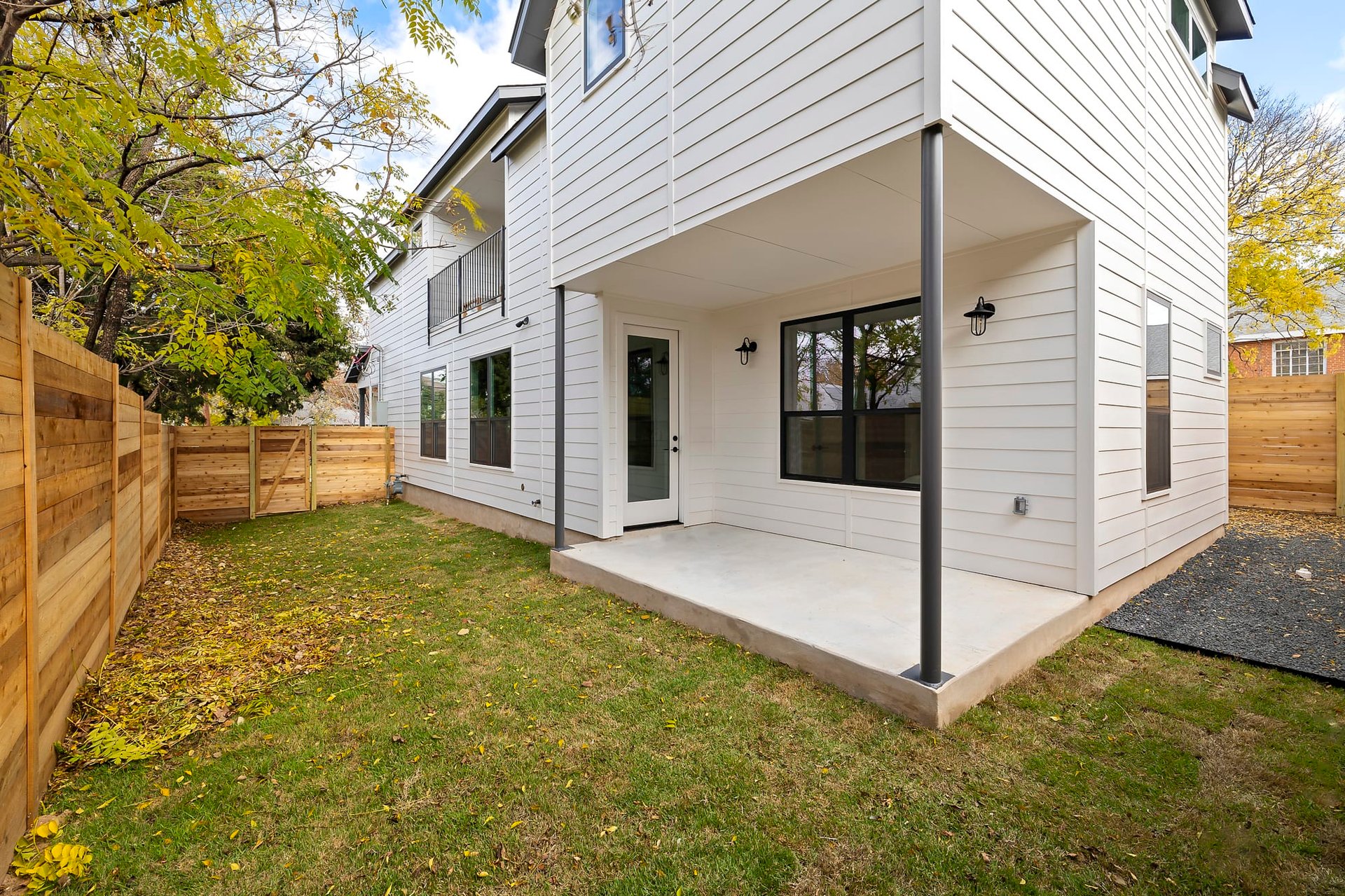 2105 S L Davis Unit #1