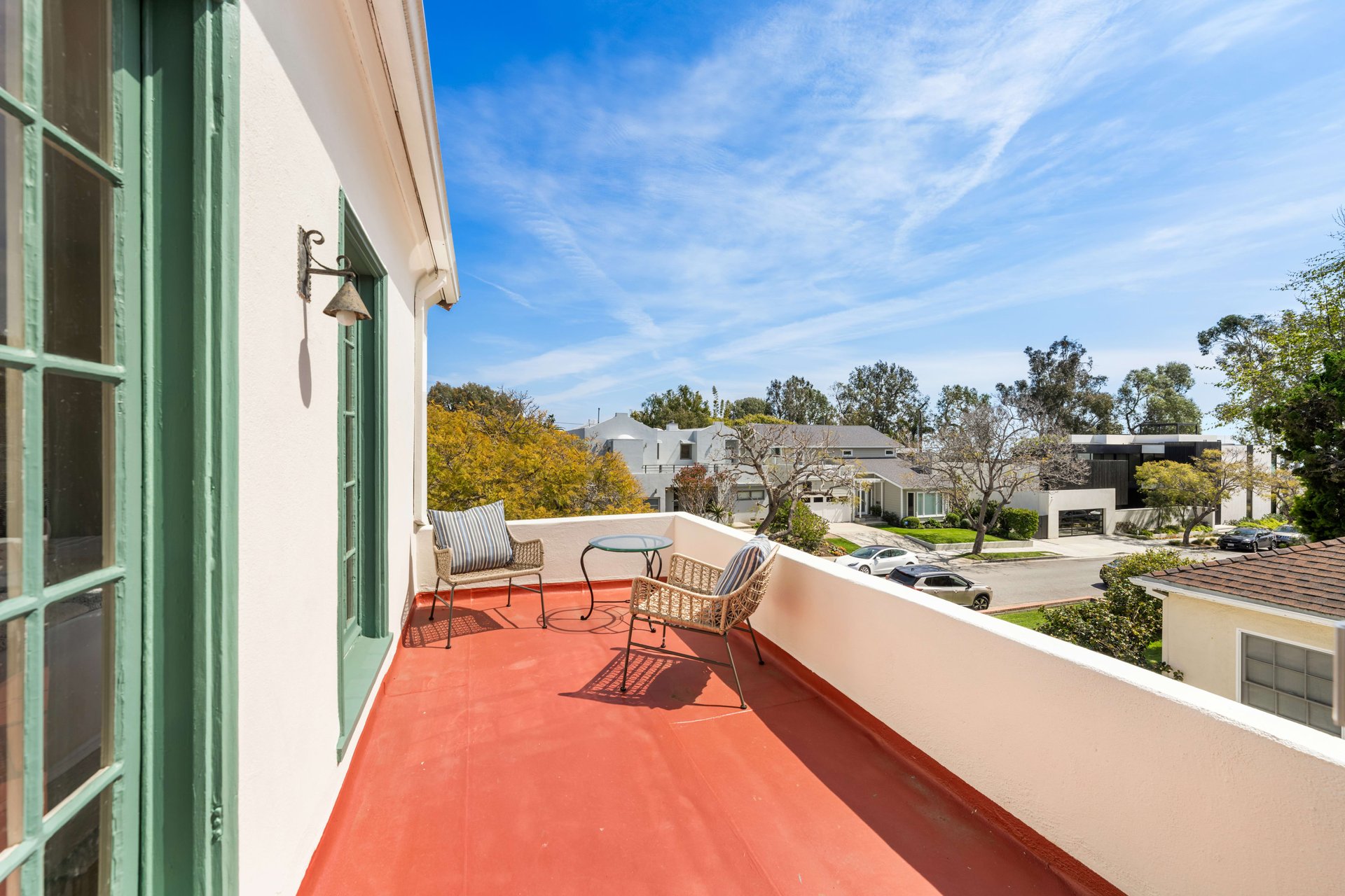335 N Beirut Ave, Pacific Palisades