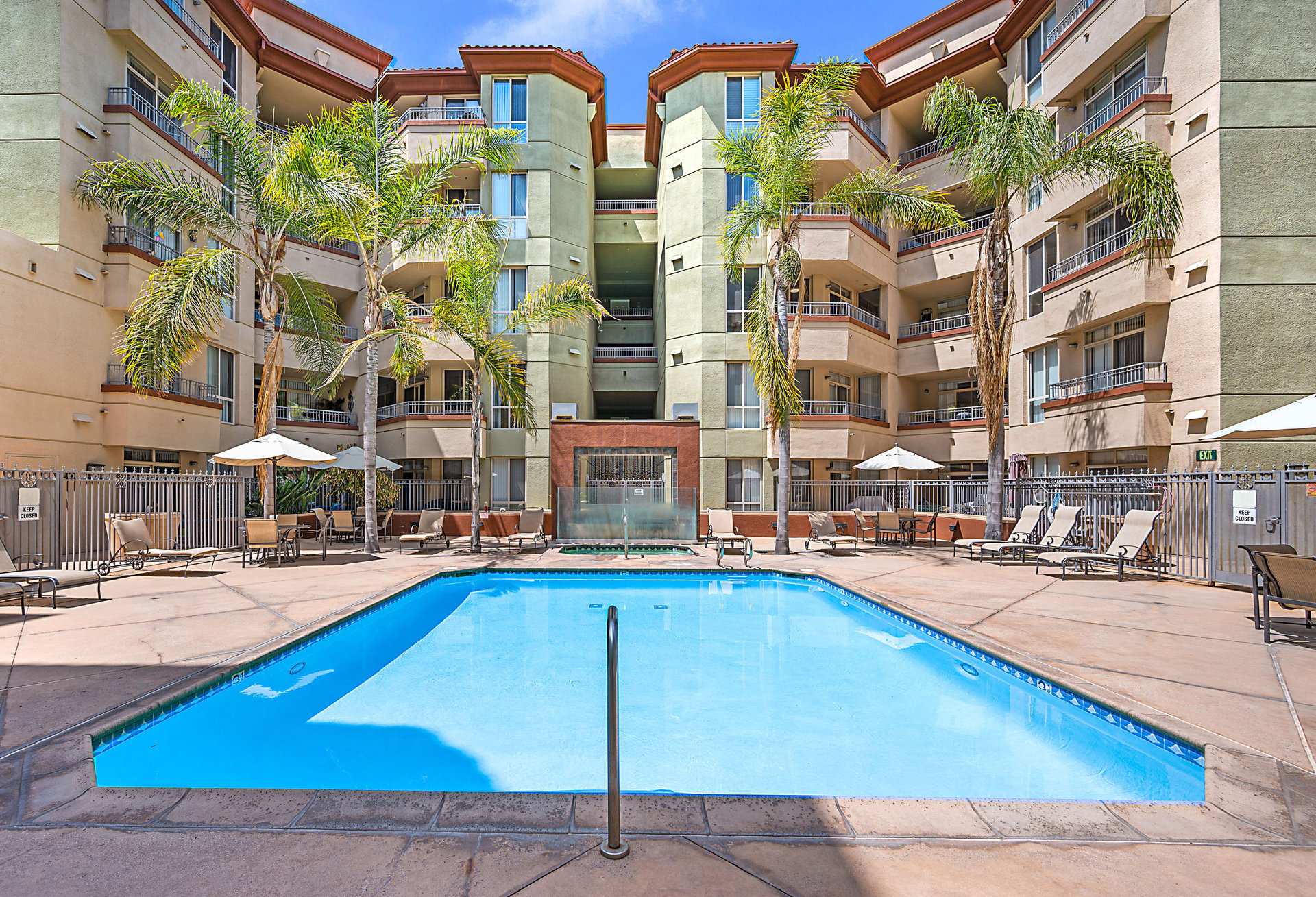 1501 Front St #325