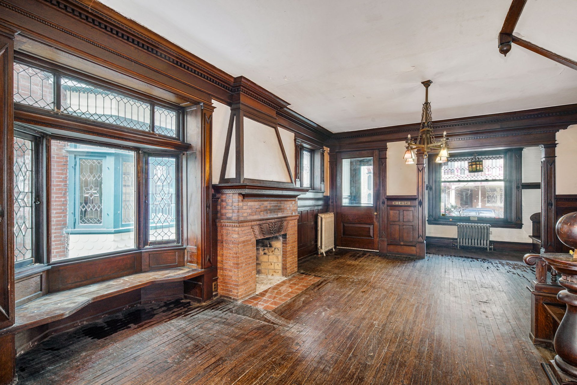 Classic Victorian in Cedar Park