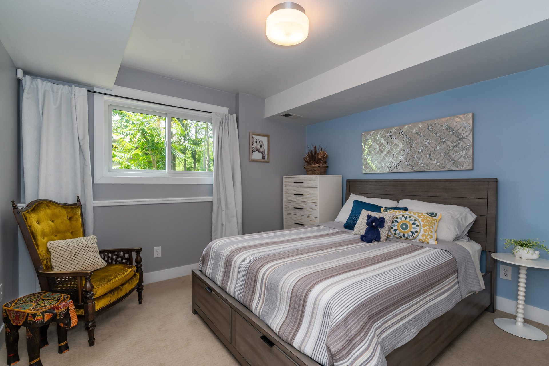 1951 Alpine Ave