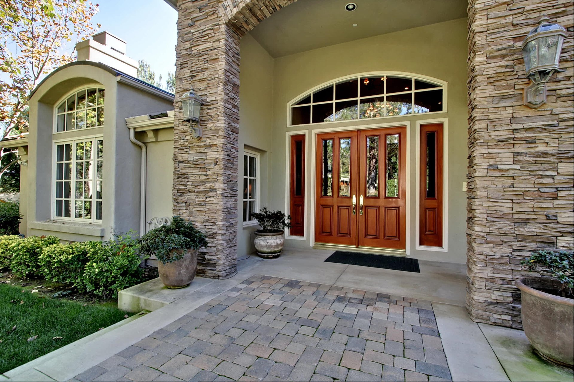 Exciting Rental, Fabulous Location