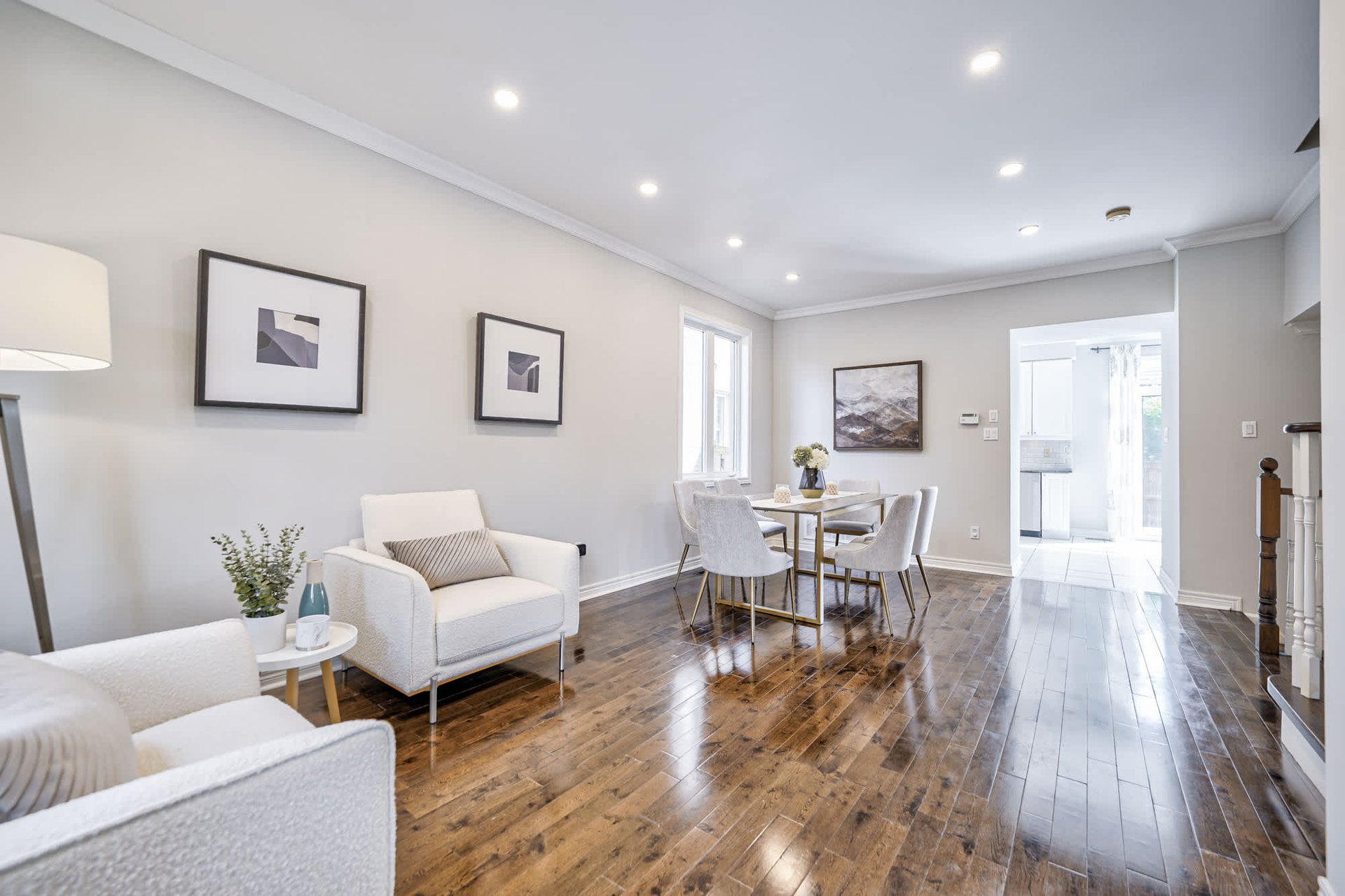 2164 Highcliffe Way