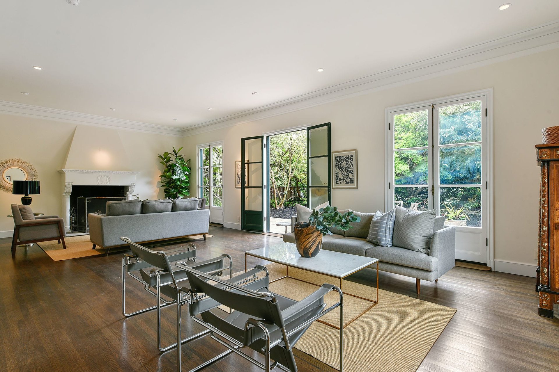 2815 Oak Knoll Ter