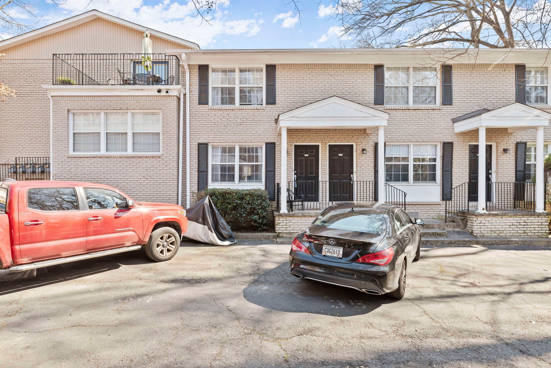 2232 Dunseath Avenue, Unit 210