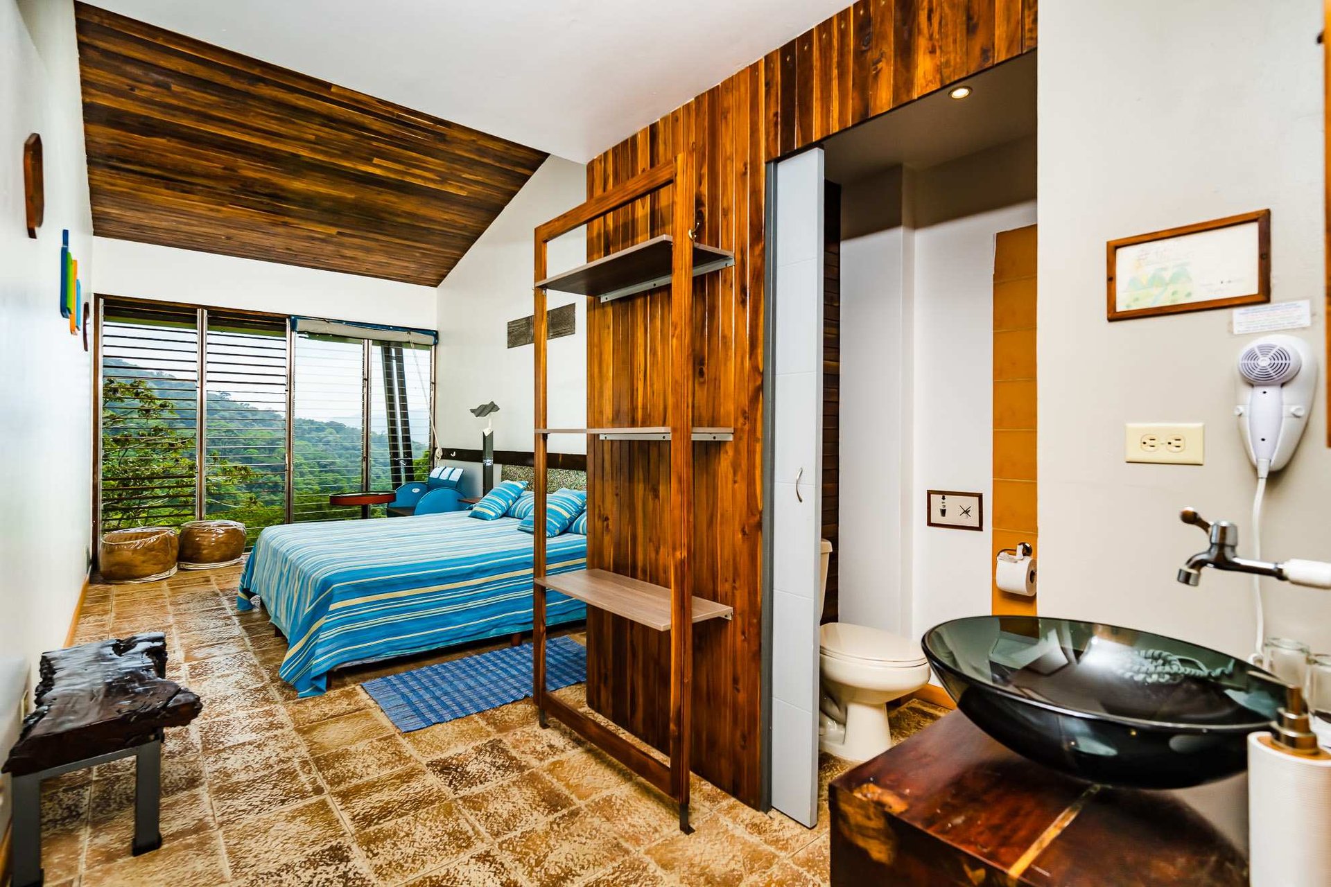 Celeste Mountain Lodge | Mountain Hotel/Resort/Hostel For Sale!