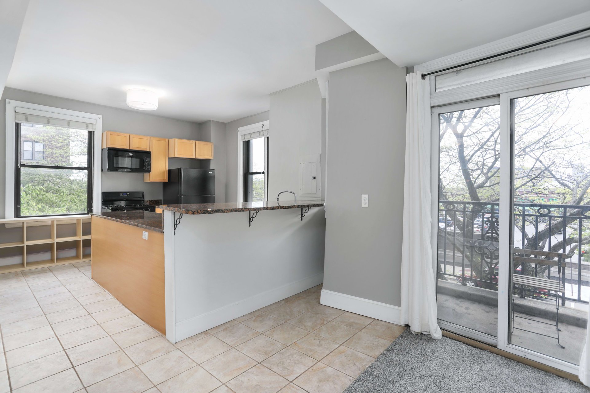 2900 E Jefferson Avenue Unit: A100