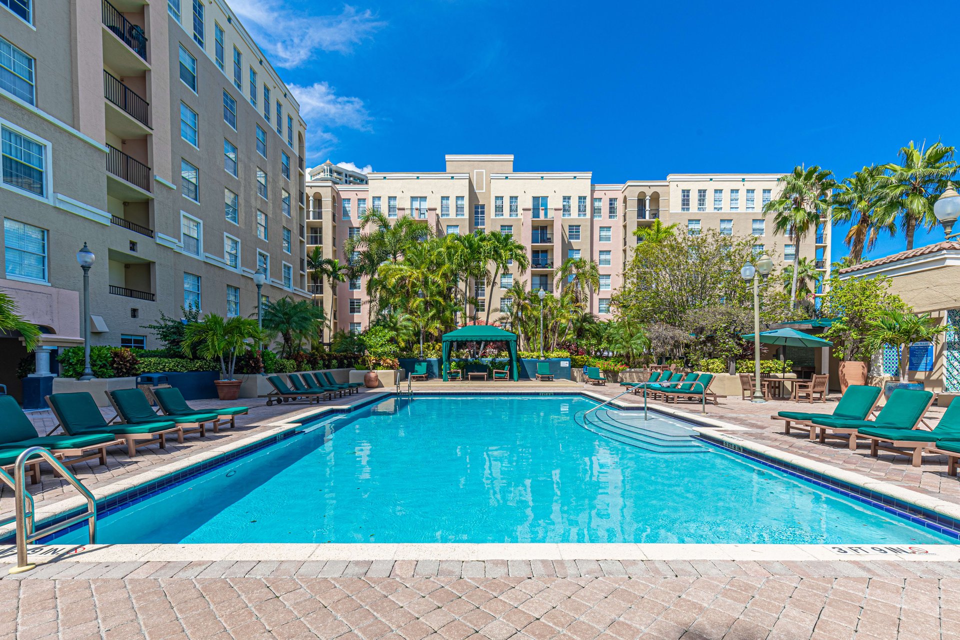 520 SE 5th Ave Unit: 2302