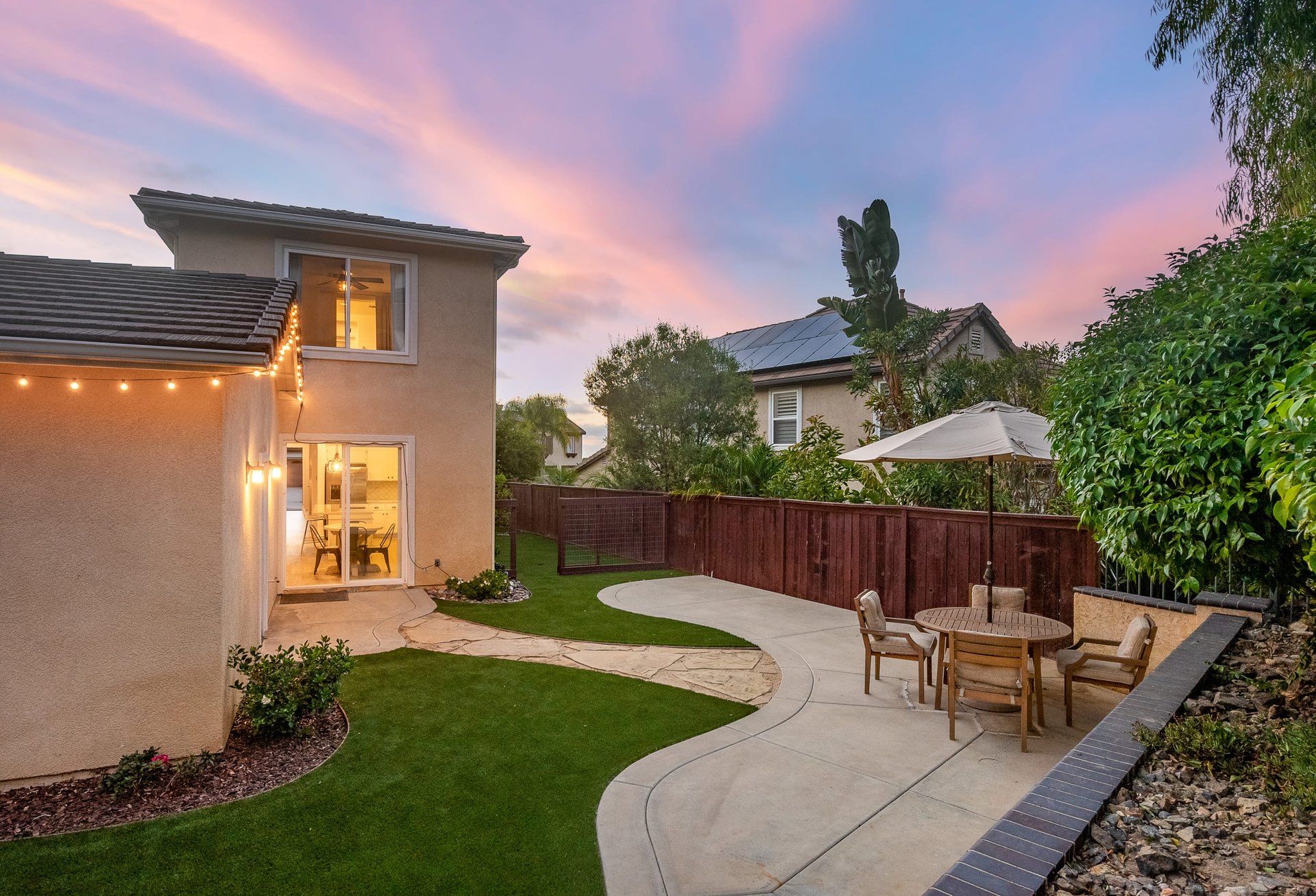 Brilliant & Bright Bungalow