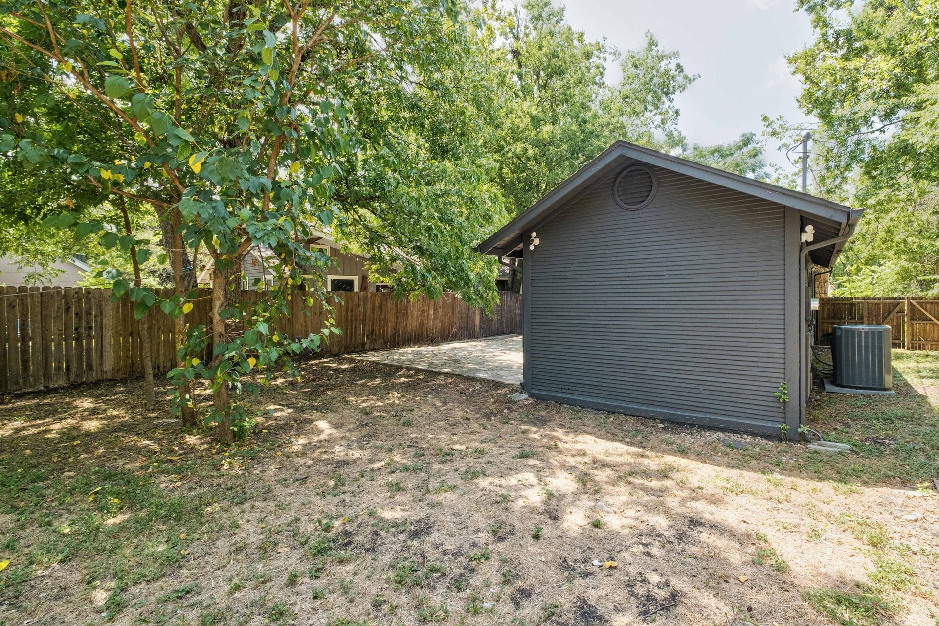 2712 E. 22nd Street 