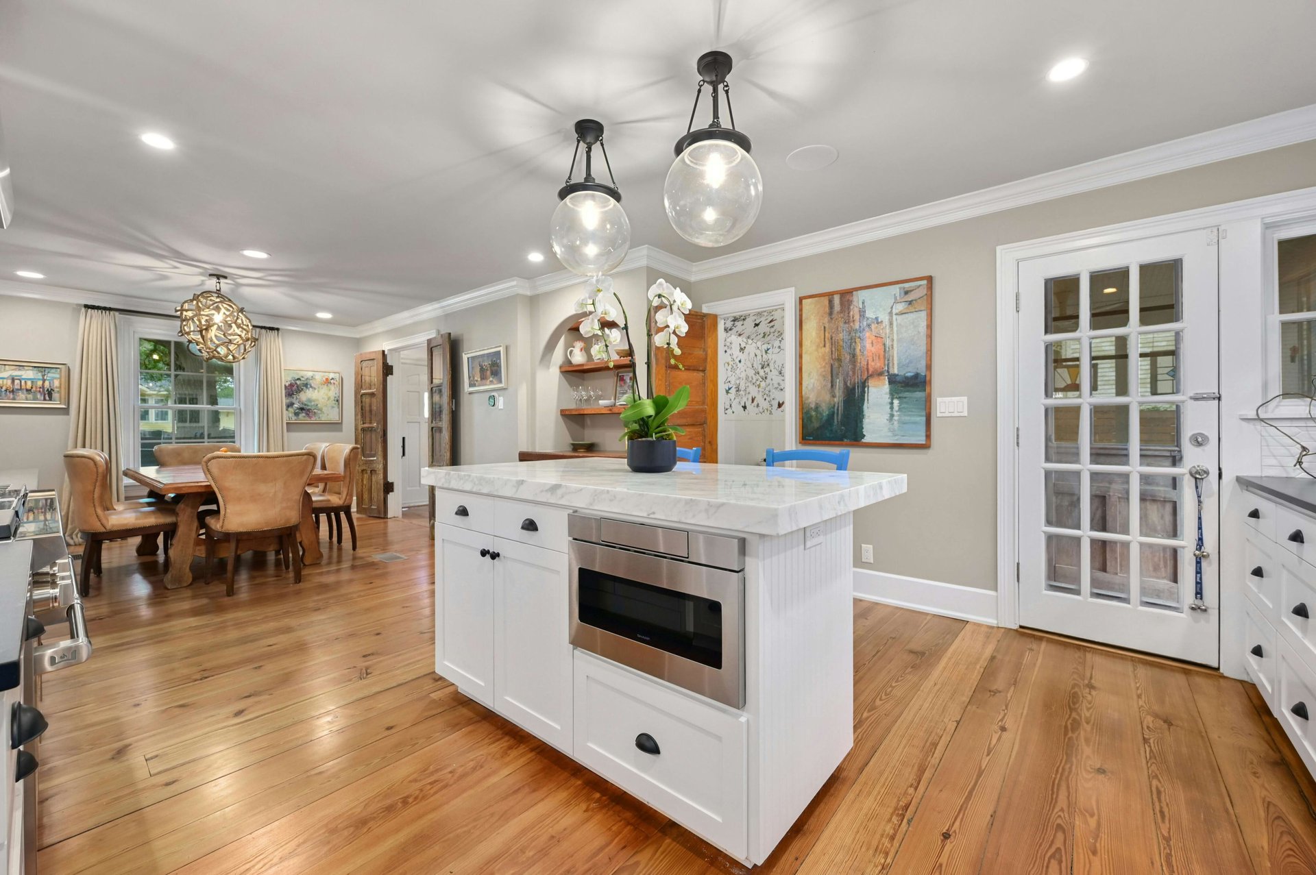 1409 W 9th Street 