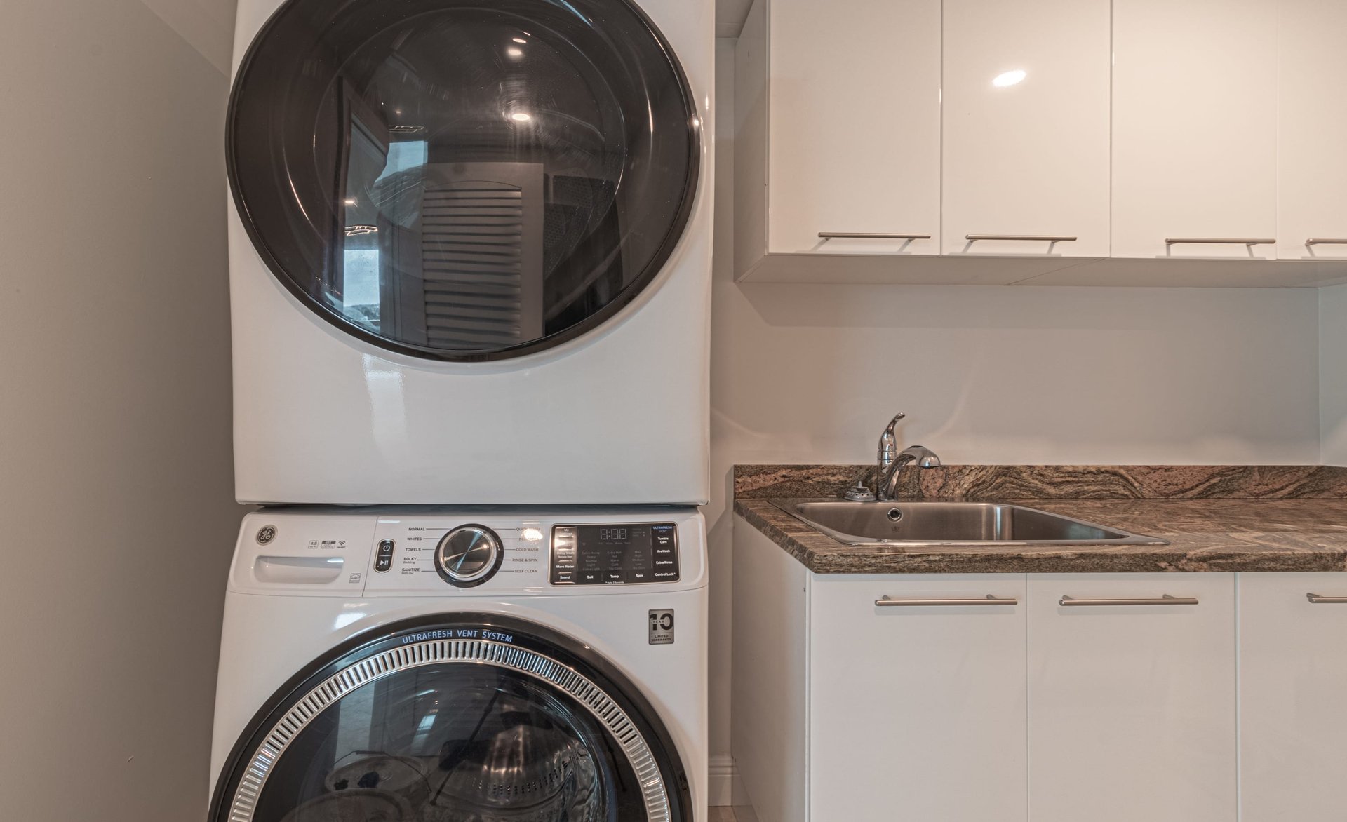 1200 Holiday Dr Unit: 705