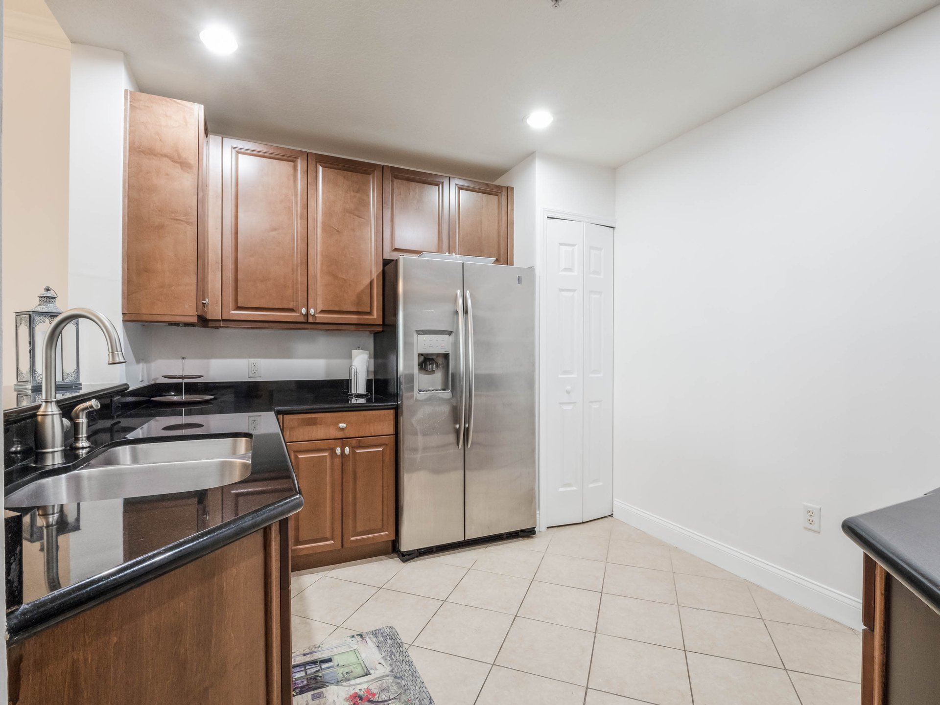 7509 MOURNING DOVE CIRCLE #303