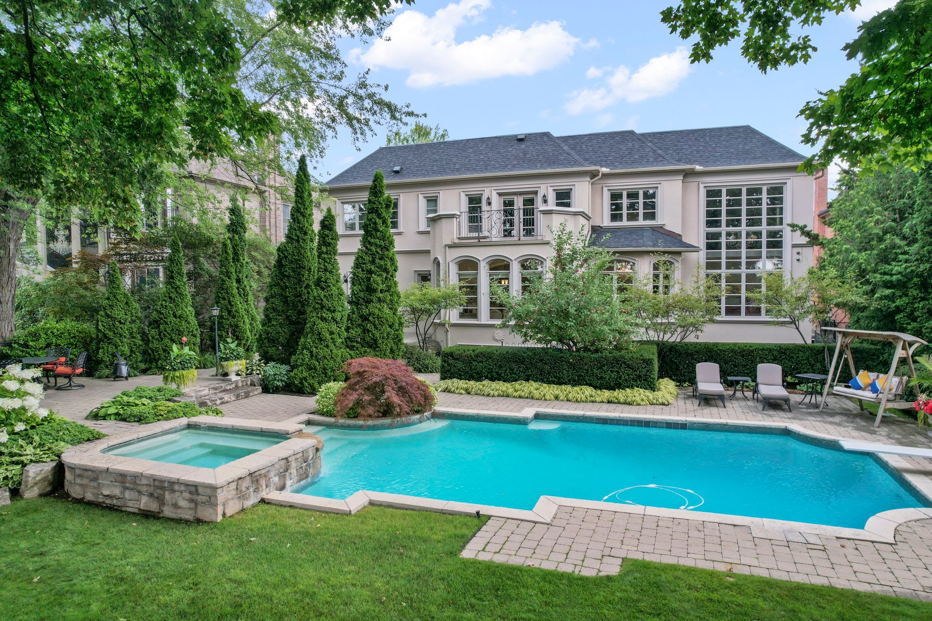 SOLD: Breathtaking Ravine Property!