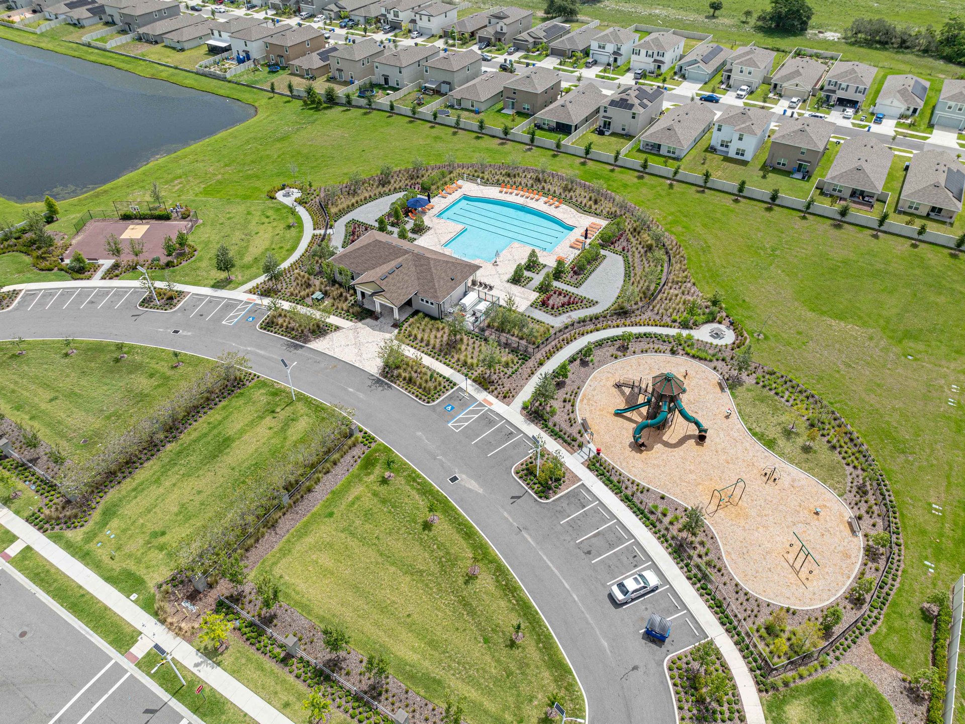5474 LESLIE CANYON DR
