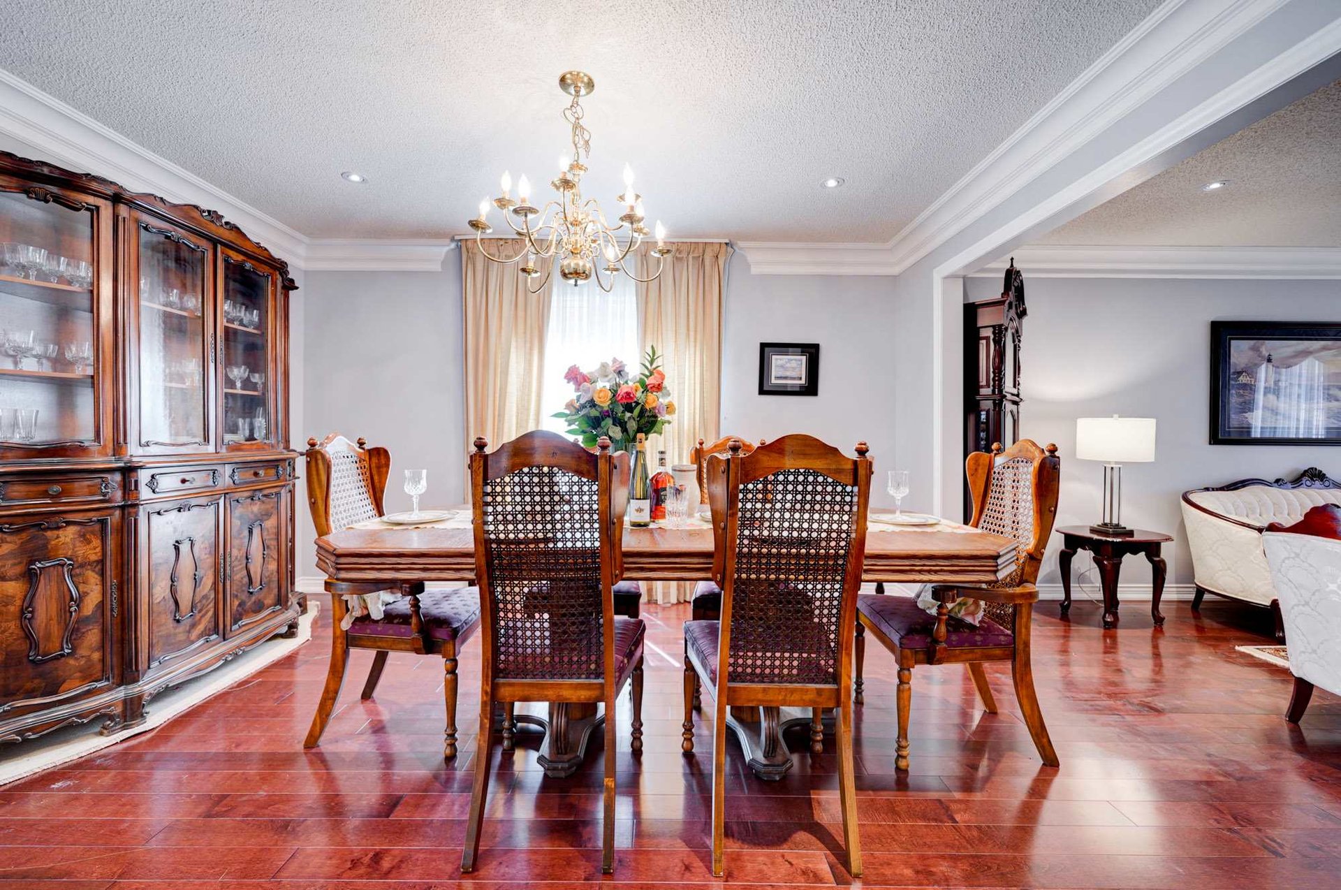 2184 Lumberman Lane