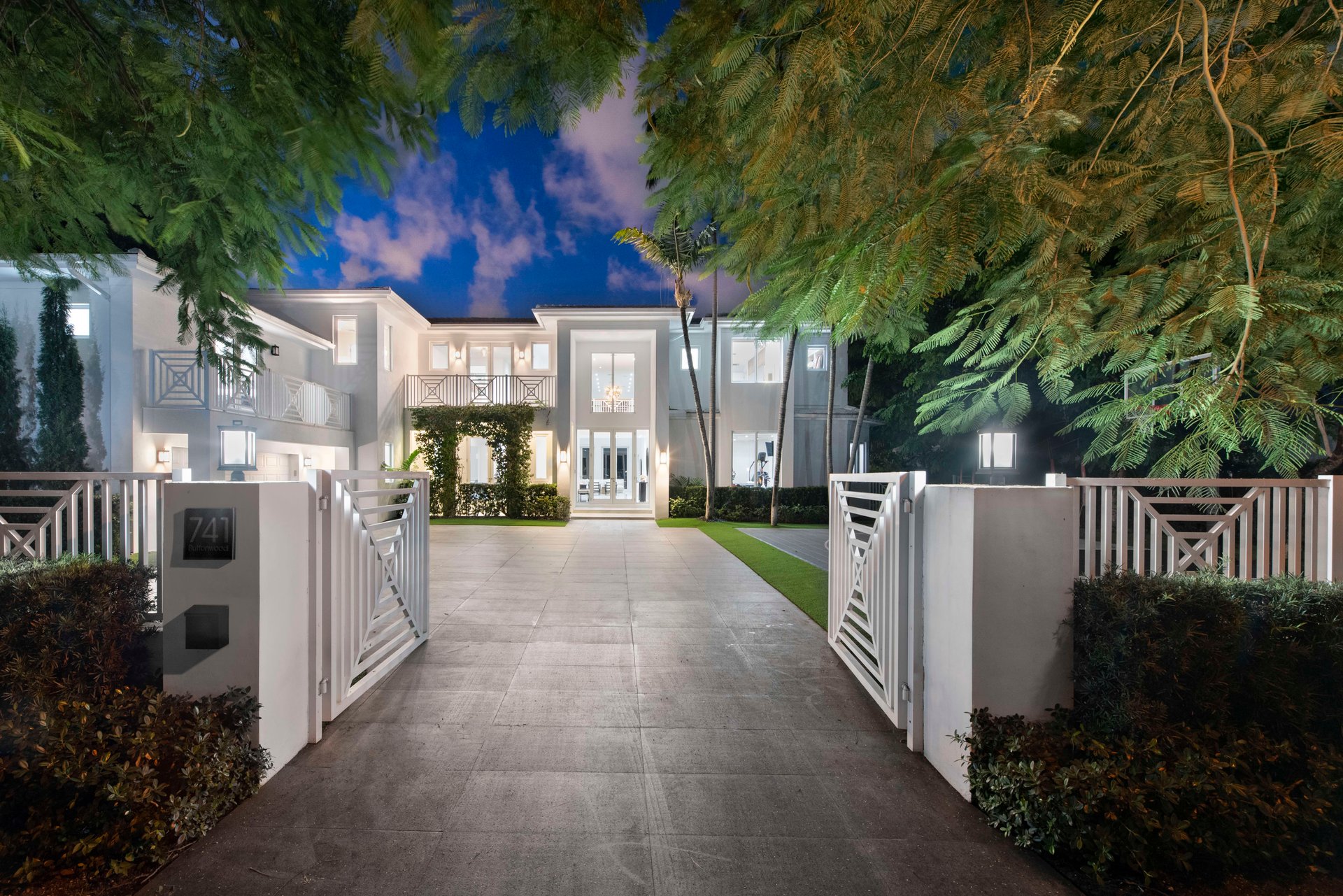 741 BUTTONWOOD