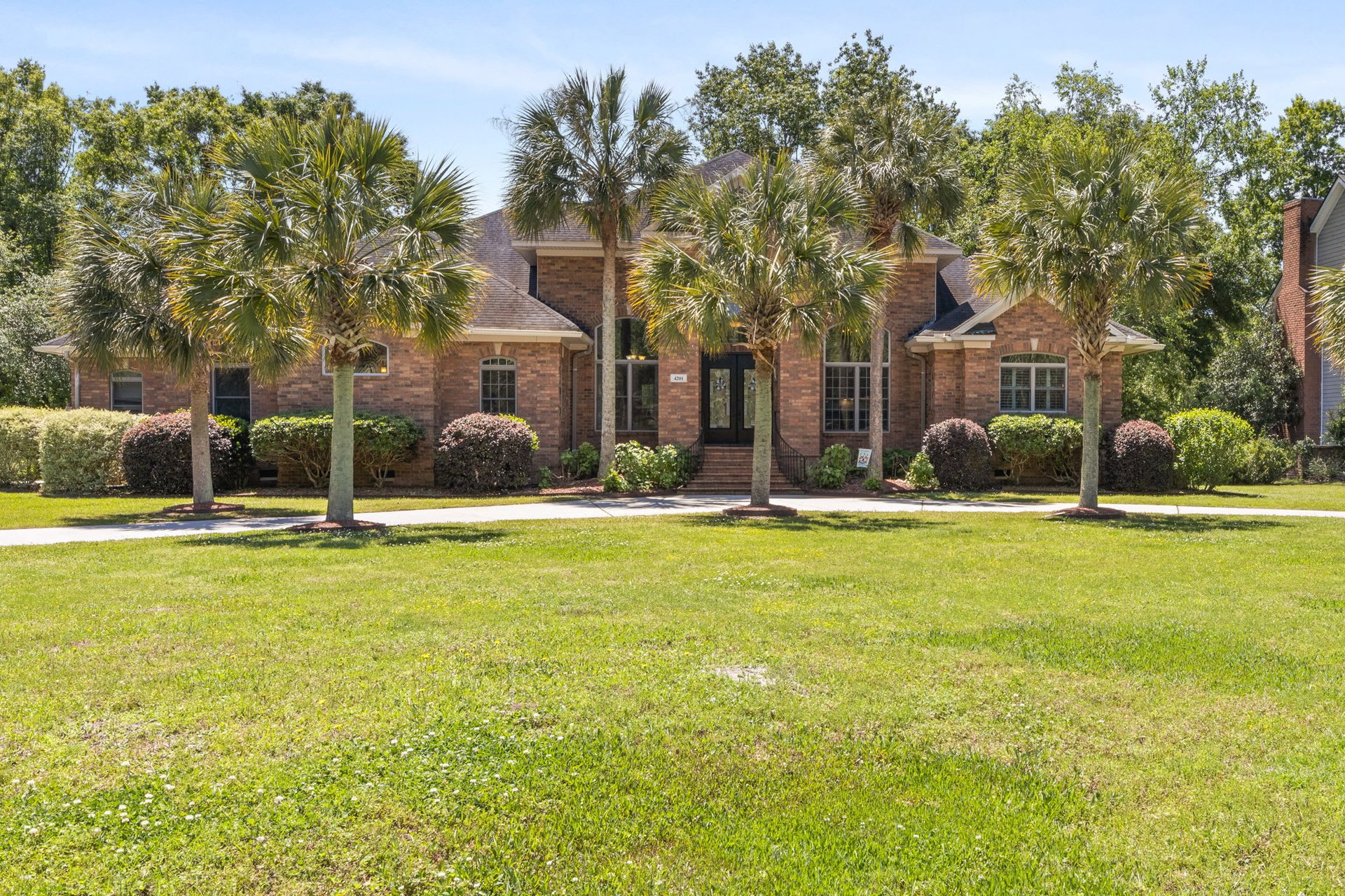 4201 Sawgrass Dr