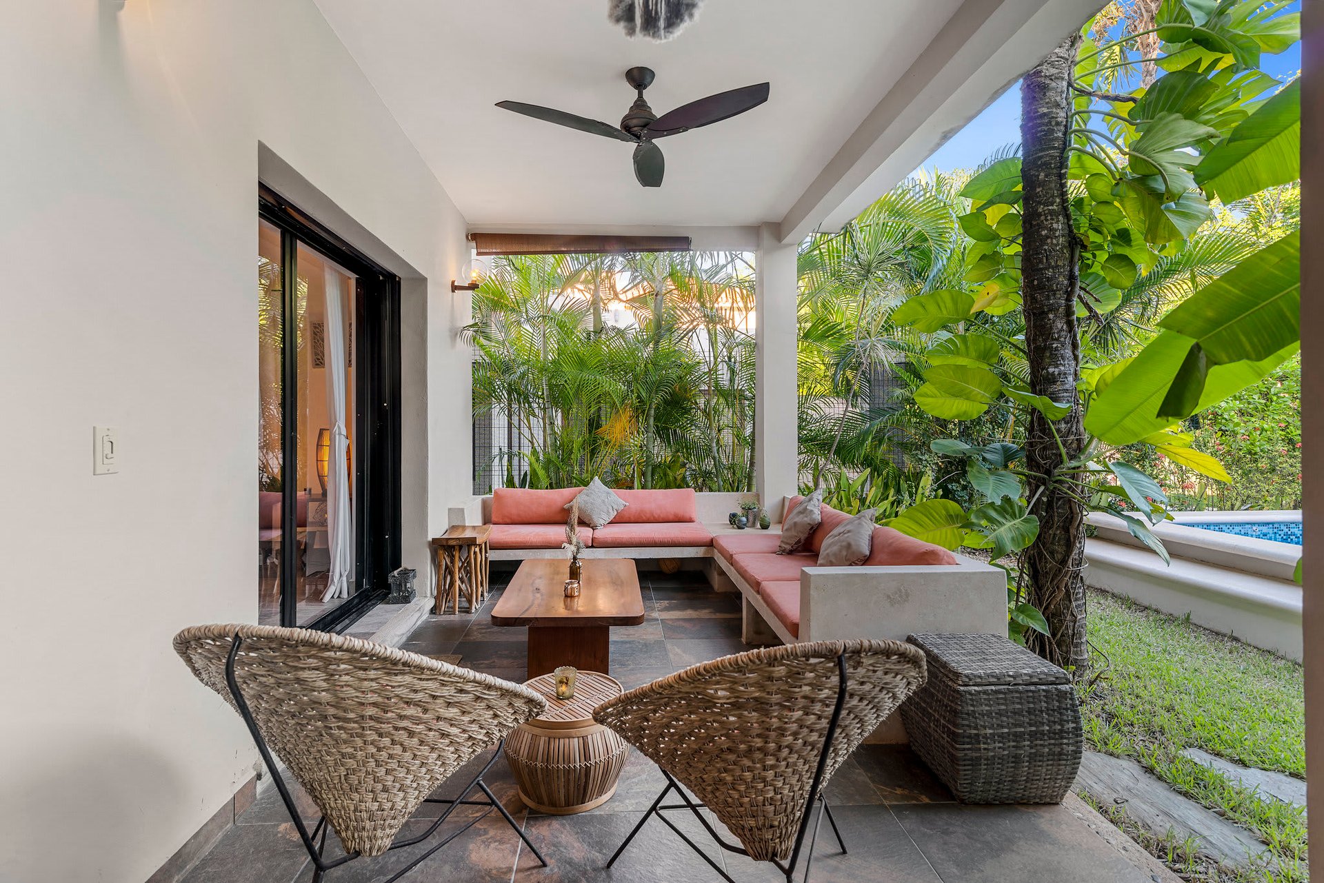  Puerto Aventuras modern 4 bedroom Villa for Sale