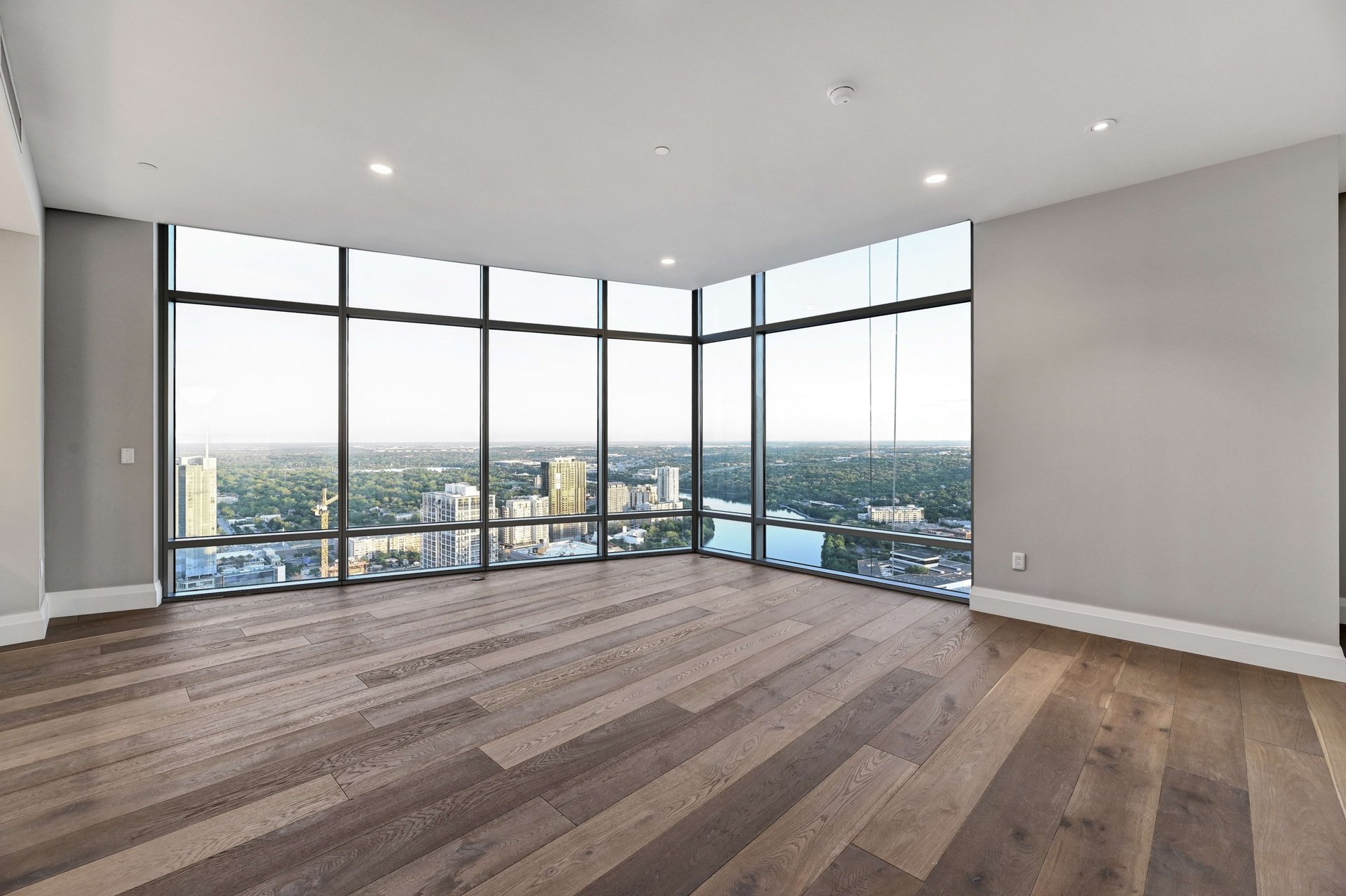 200 Congress Ave #44J