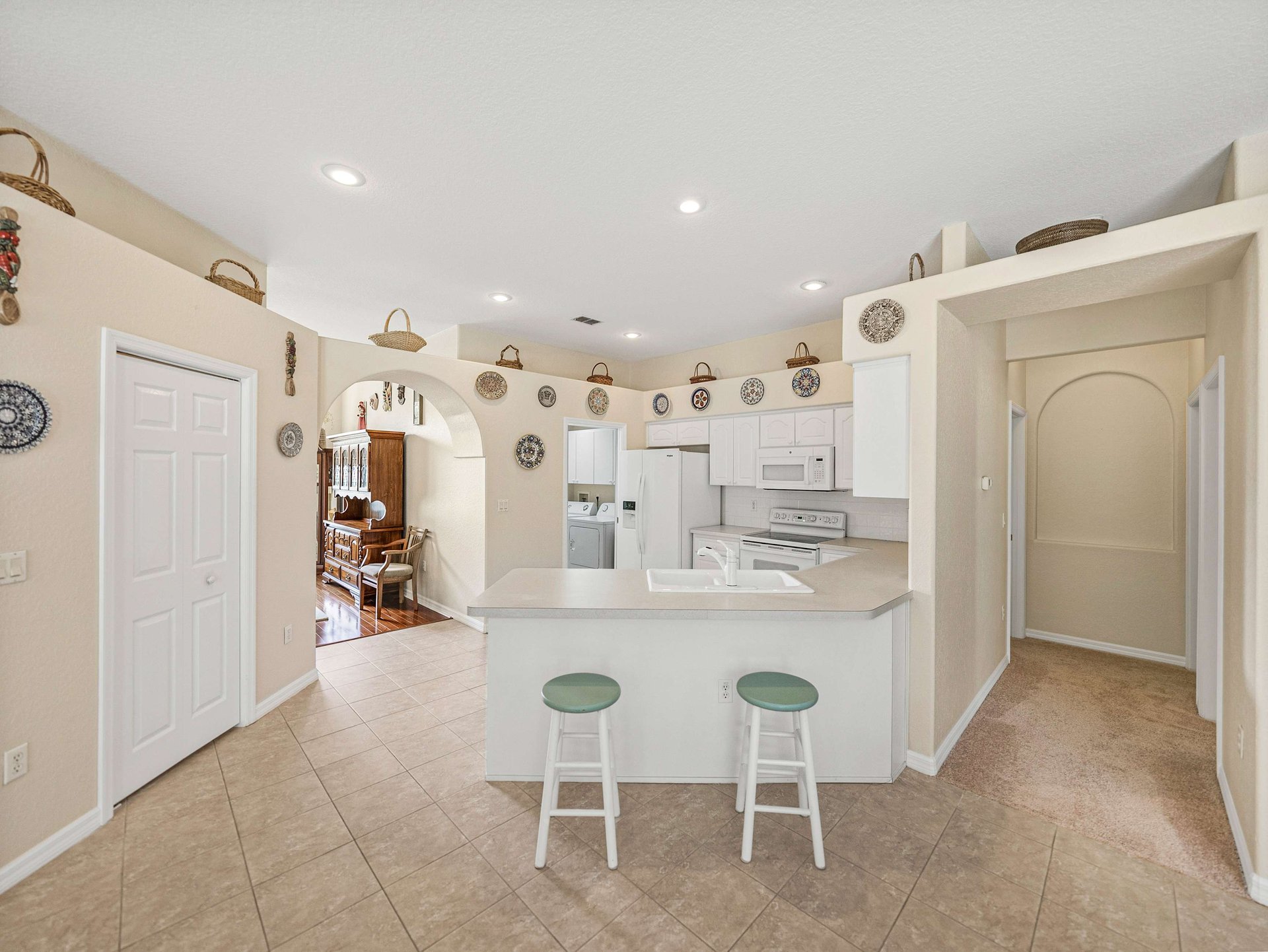 12427 FOREST HIGHLANDS DR