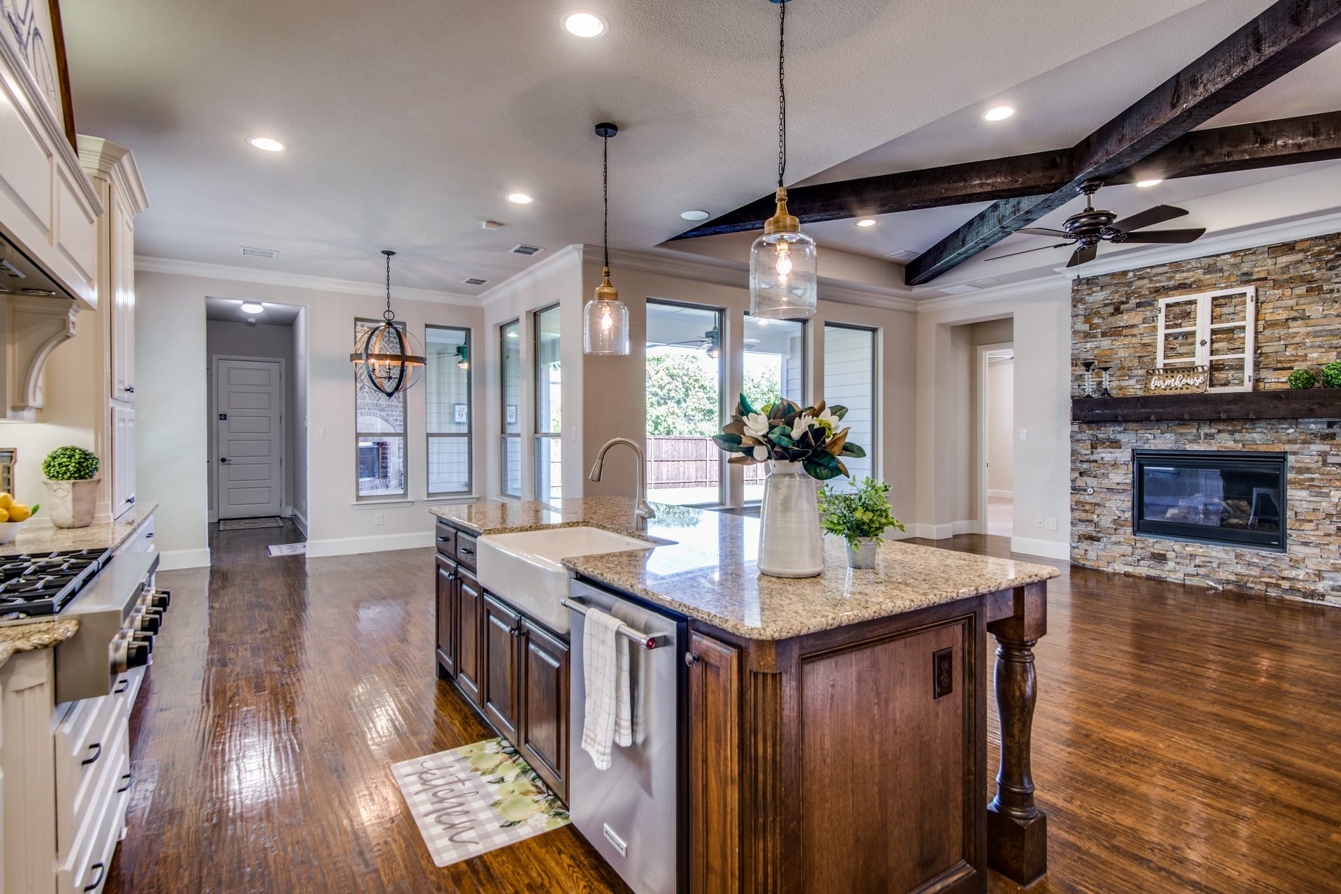 Modern Farmhouse Flair!