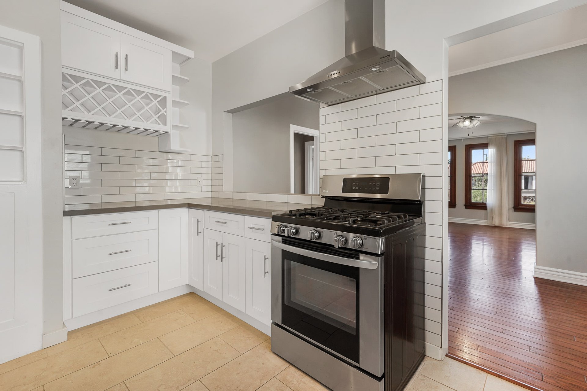 Exquisitely Remodeled Trophy Duplex in Longwood Highlands