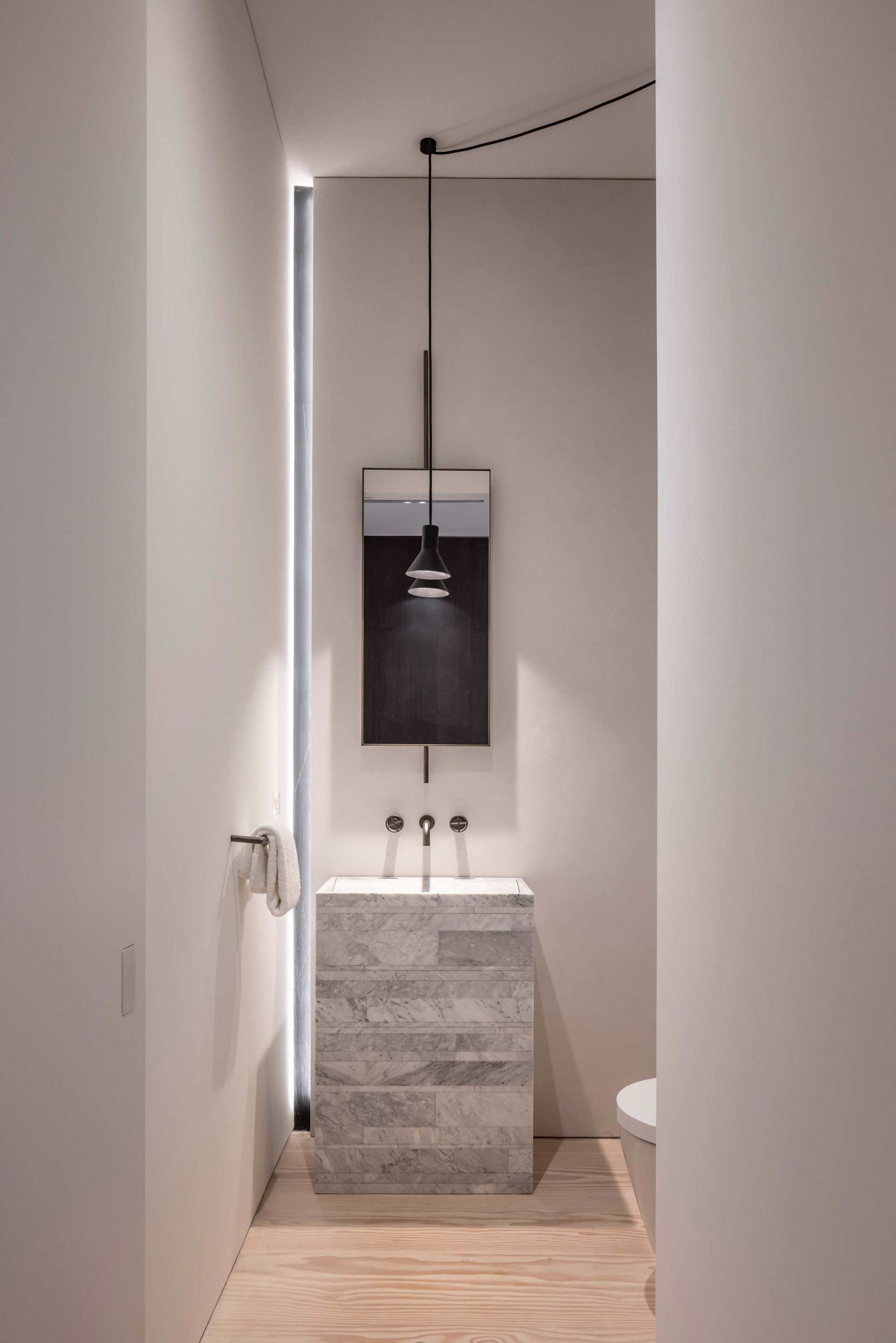 Warm Minimalism Meets Timeless Modern Design