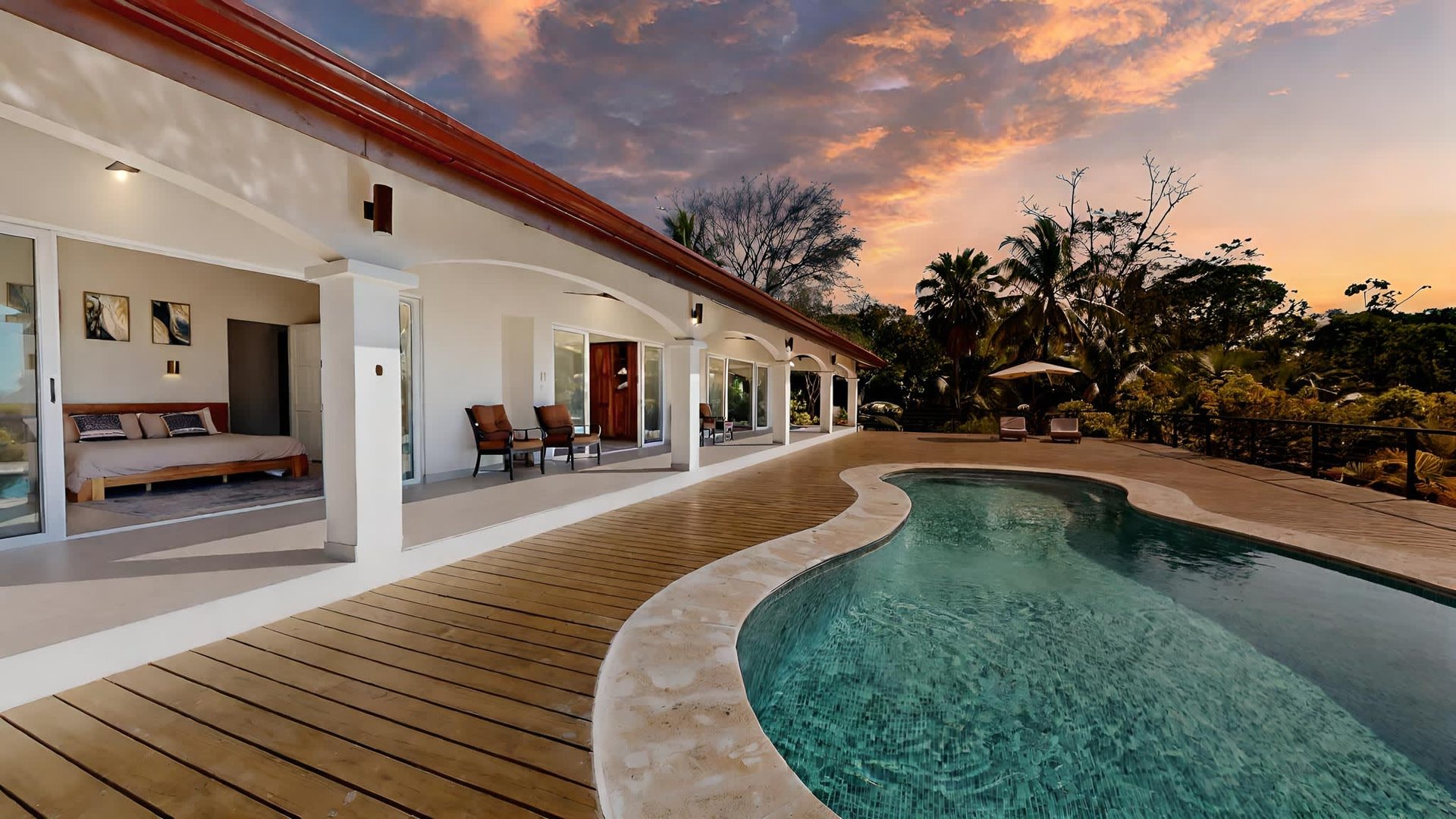 Gorgeous Hacienda-Style Home in Uvita with Ocean Views & in a Fantastic Location!!
