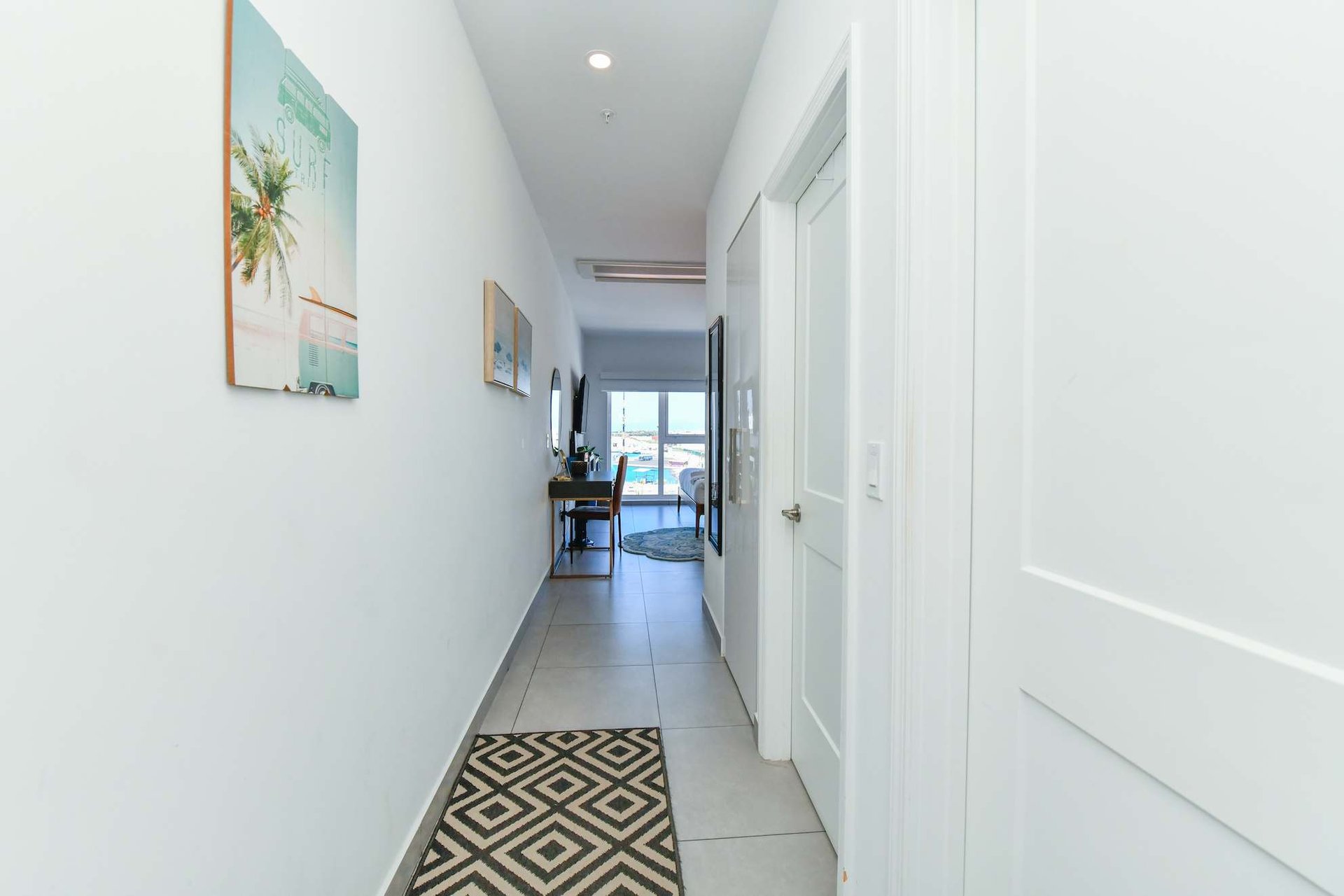 Harbour House 602 S