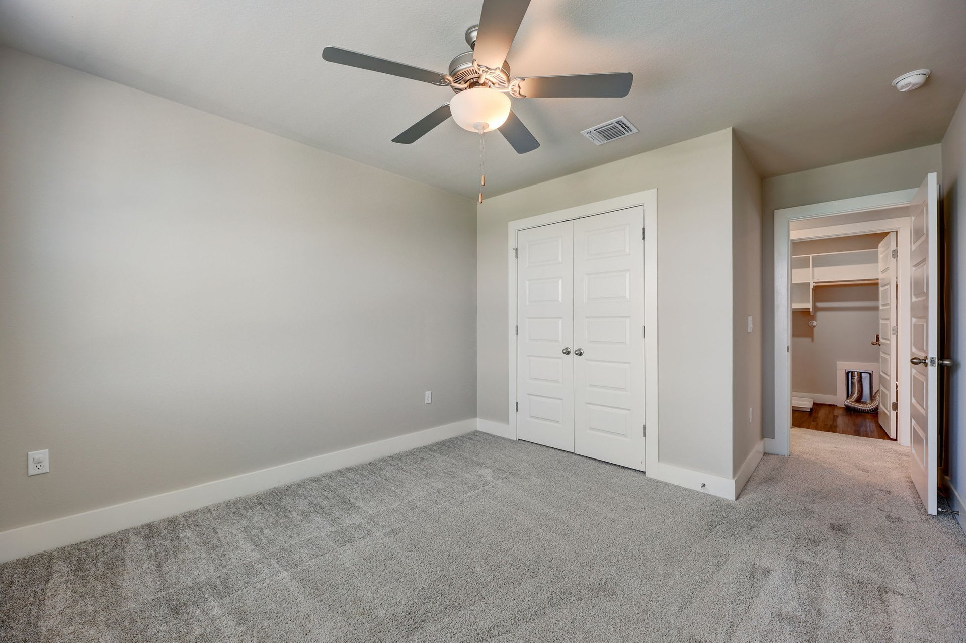 Stunning 2021 Meritage Home in Easton Park with FREE Solar Panels! Better Priced Than New Builds and Move-In Ready!