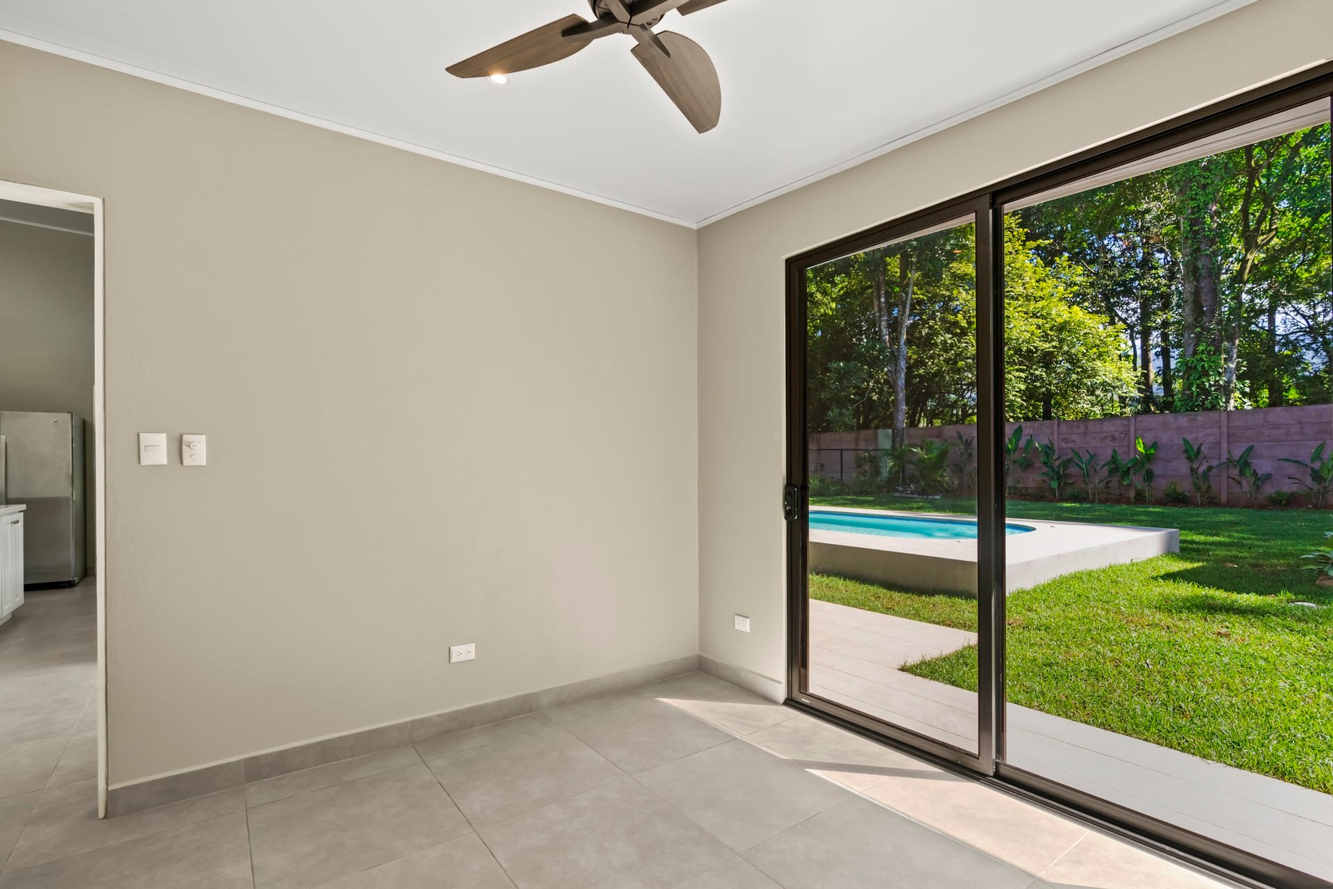 CASA MARINA – CLOSE WALK TO THE BEACH AT PLAYA CHAMAN – 0.14 ACRES