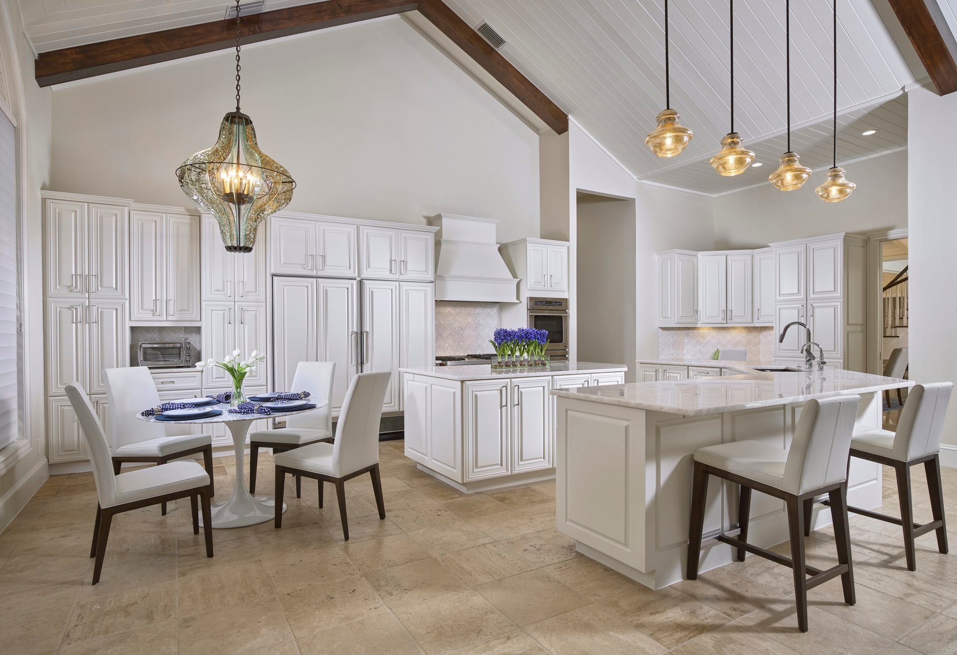 BAY COLONY SHORES